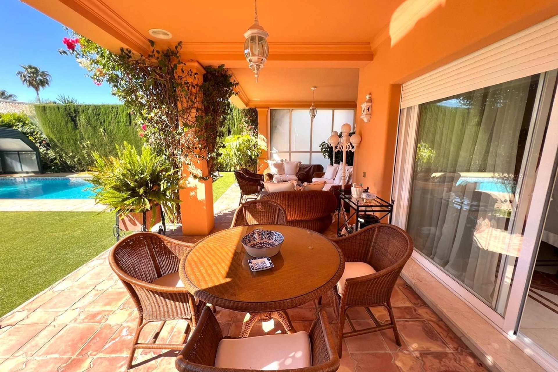 Resale - House - Detached Villa - Marbella - Nueva Andalucia