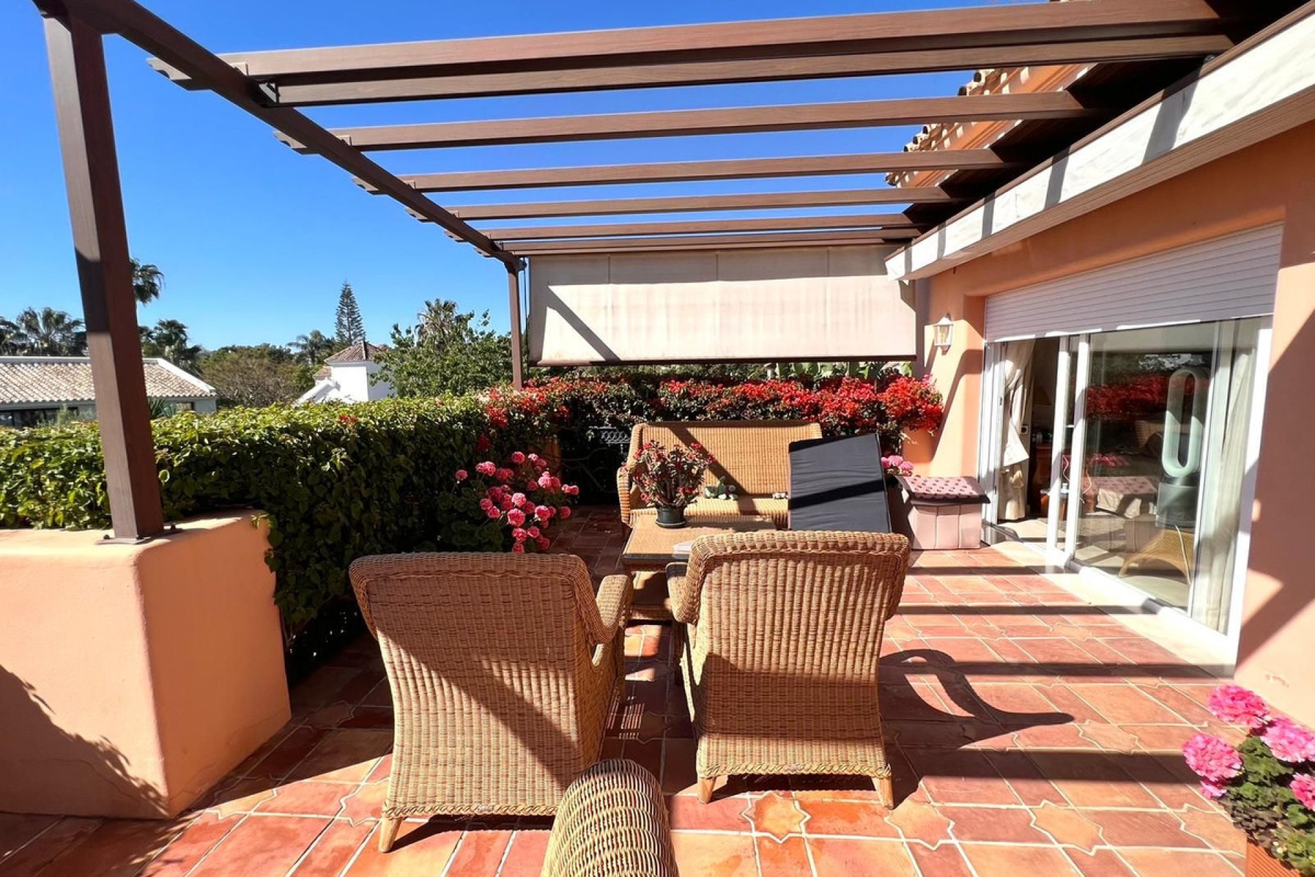 Resale - House - Detached Villa - Marbella - Nueva Andalucia