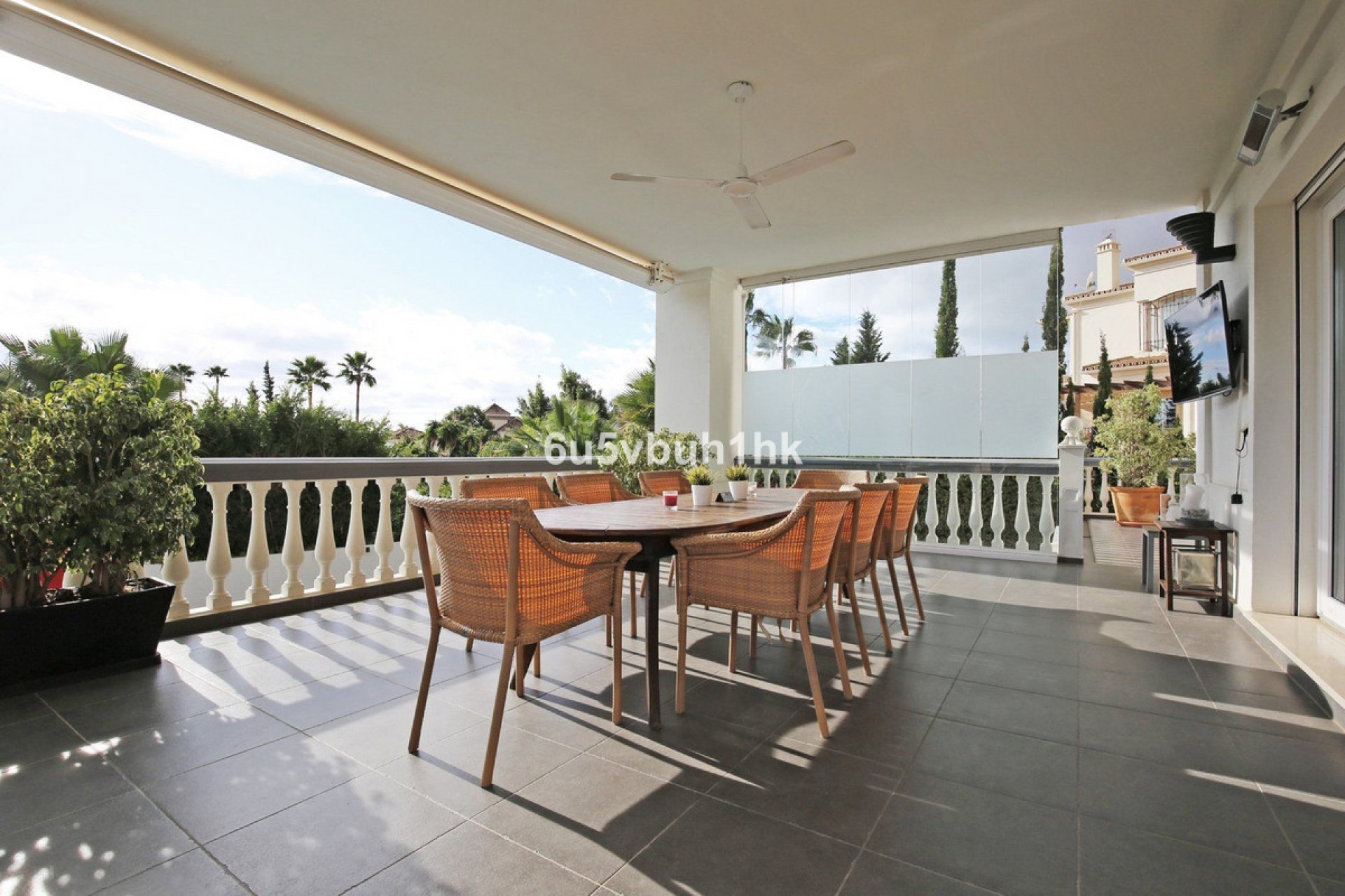 Resale - House - Detached Villa - Marbella - Nueva Andalucia