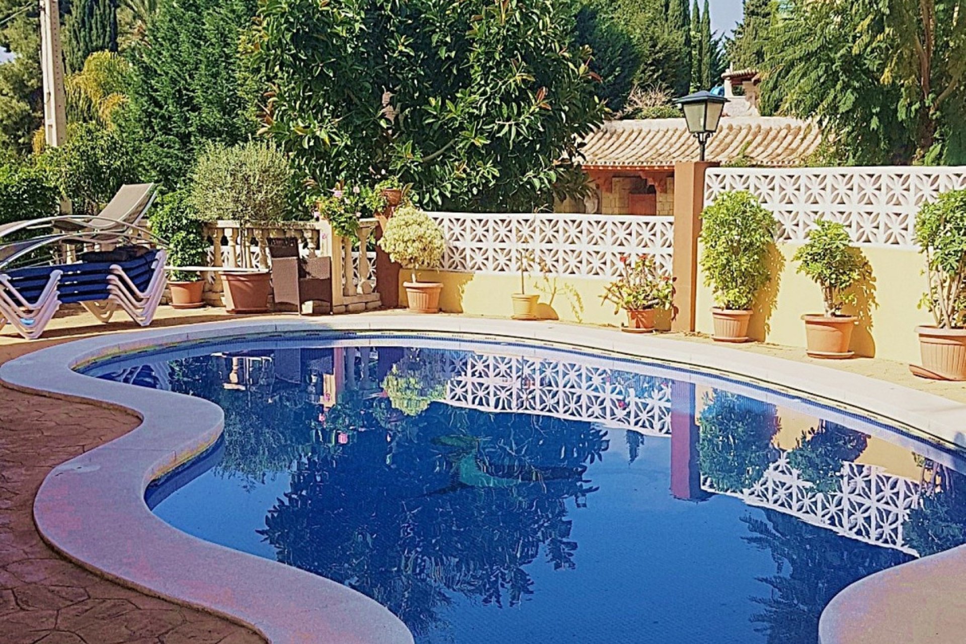 Resale - House - Detached Villa - Marbella - Nueva Andalucia