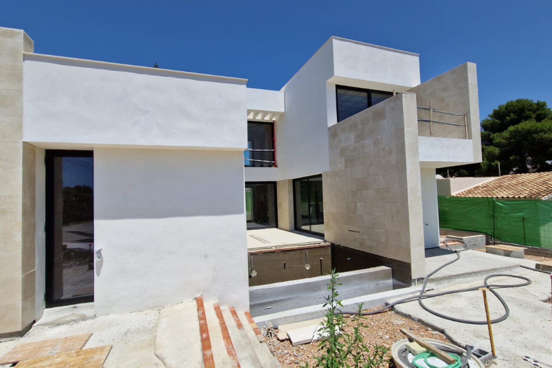 Resale - House - Detached Villa - Marbella - Nueva Andalucia