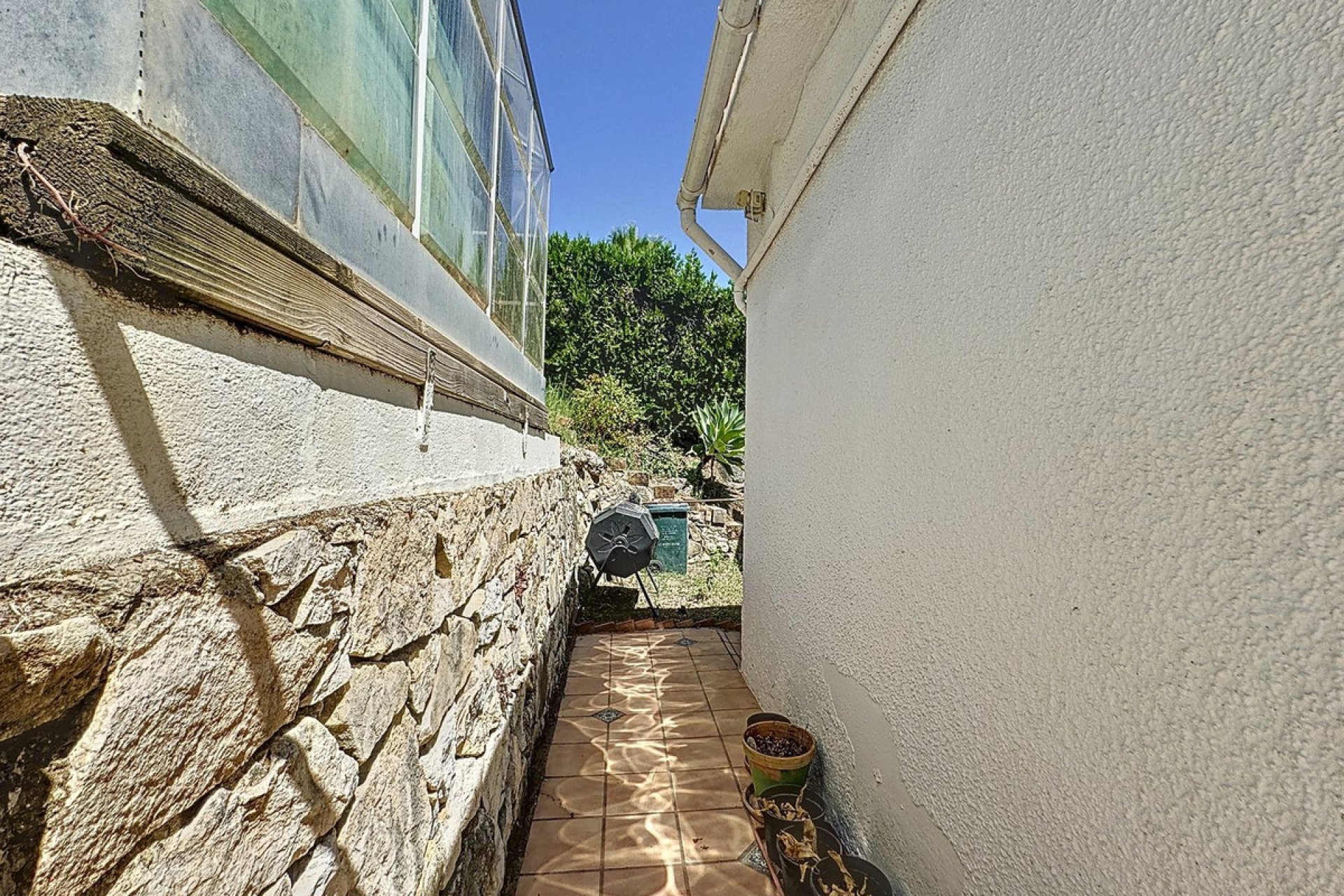 Resale - House - Detached Villa - Marbella - Nueva Andalucia