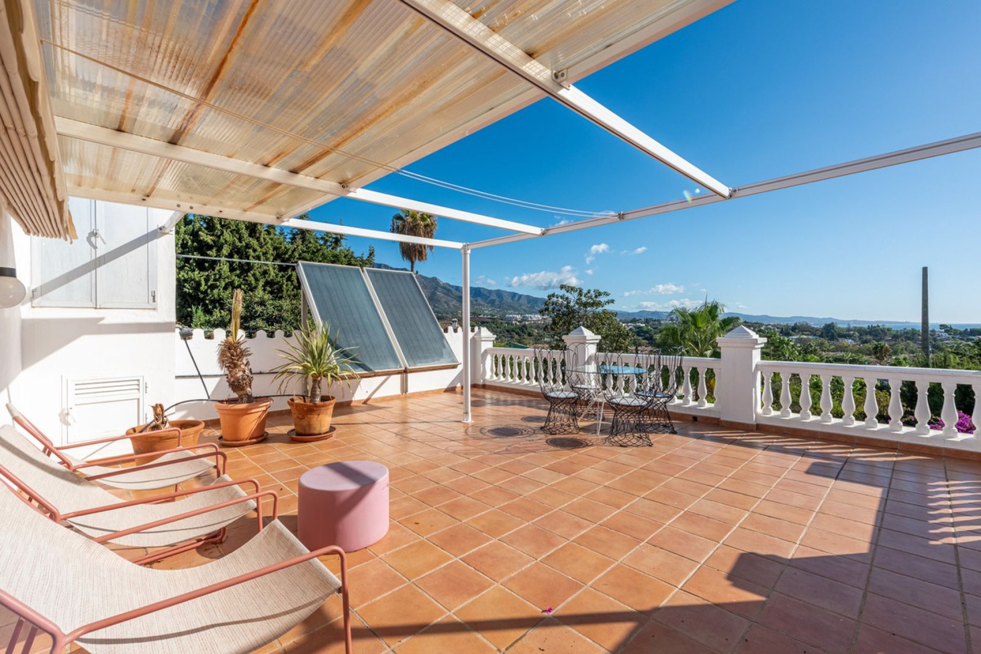 Resale - House - Detached Villa - Marbella - Nueva Andalucia