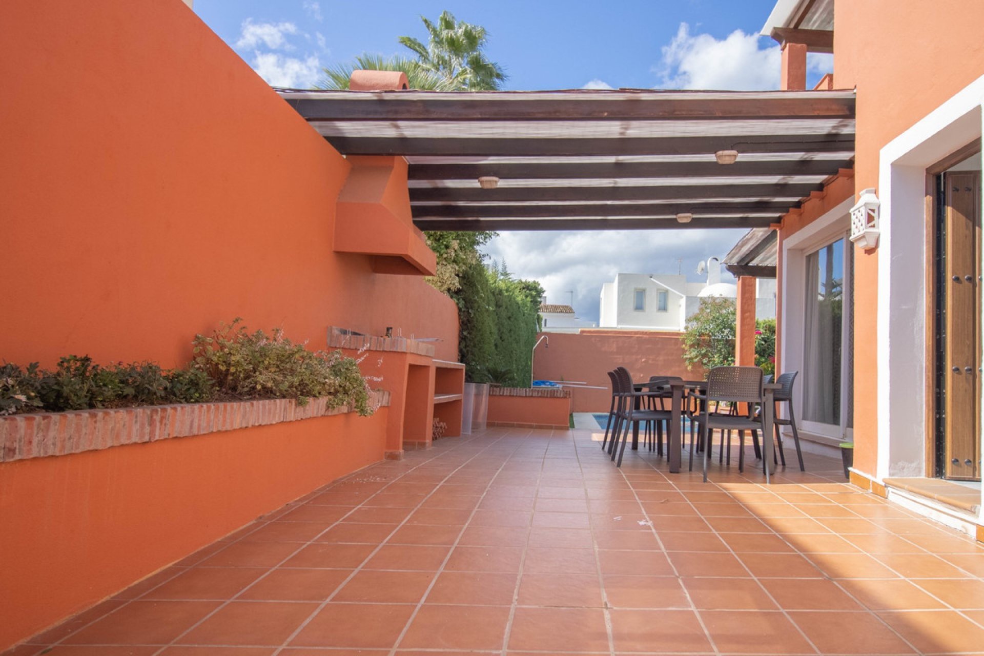 Resale - House - Detached Villa - Marbella - Nueva Andalucia