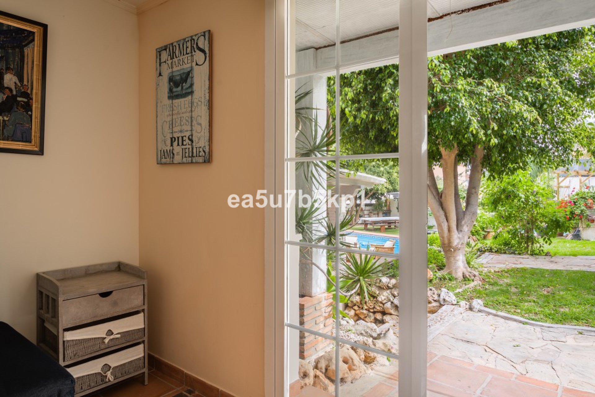 Resale - House - Detached Villa - Marbella - Nueva Andalucia