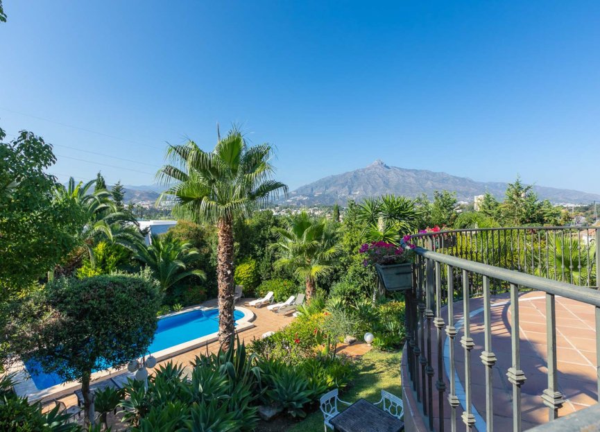 Resale - House - Detached Villa - Marbella - Nueva Andalucia