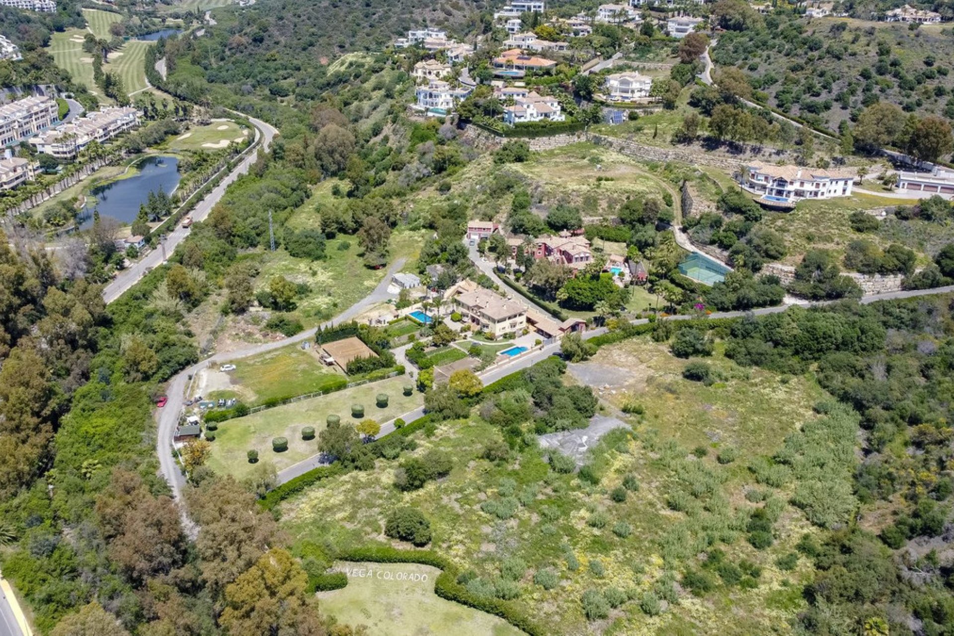 Resale - House - Detached Villa - Marbella - Nueva Andalucia