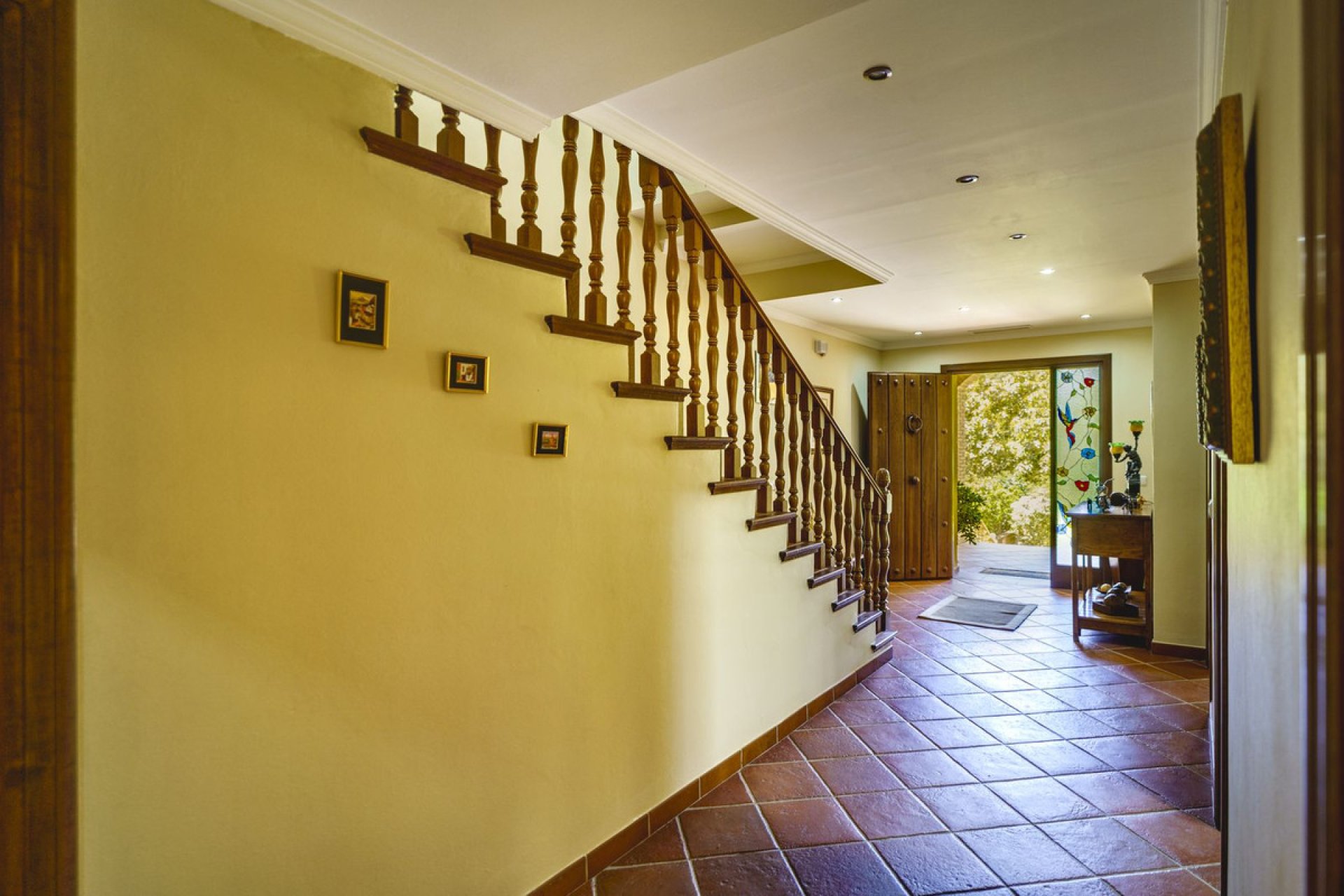 Resale - House - Detached Villa - Marbella - Nueva Andalucia