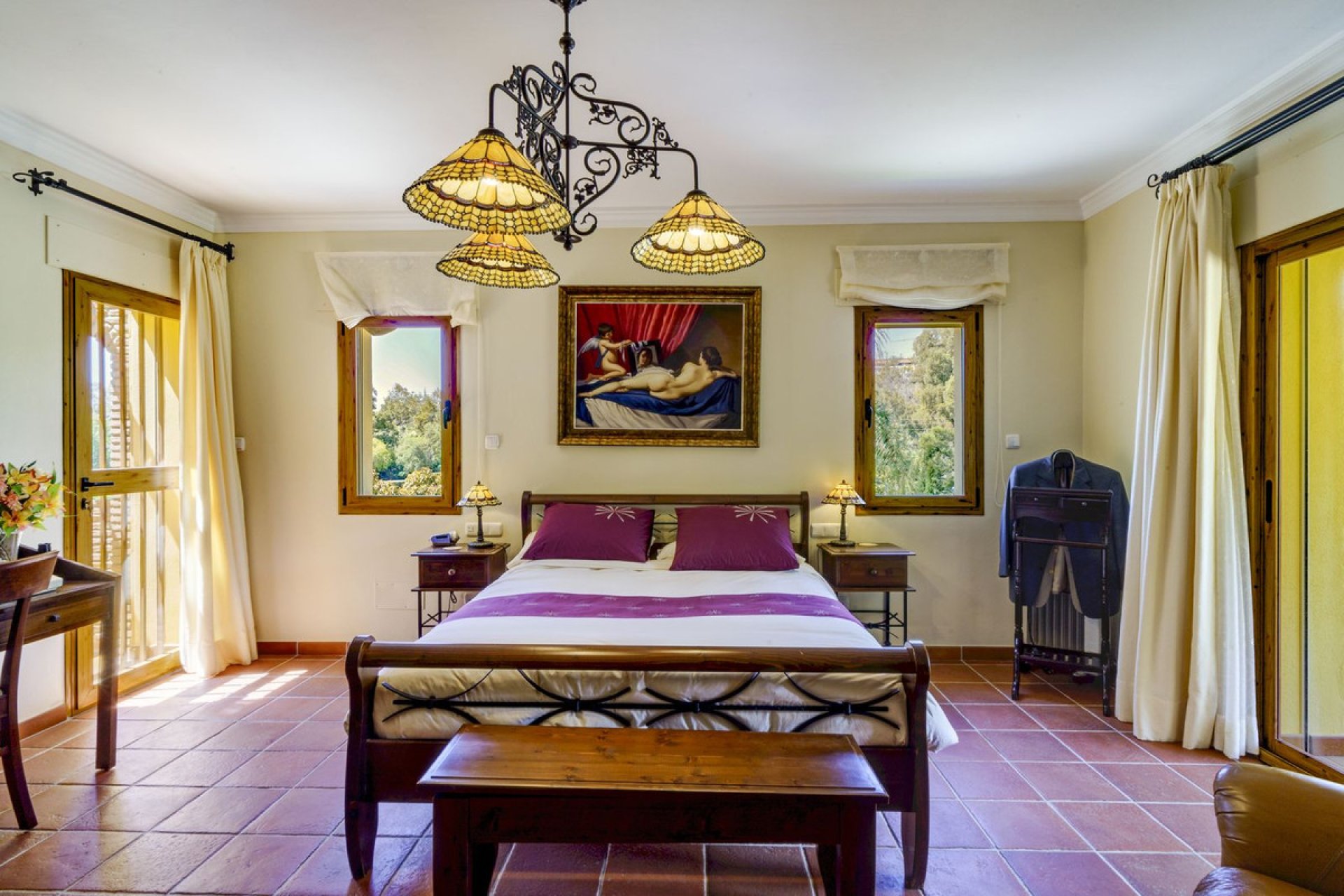 Resale - House - Detached Villa - Marbella - Nueva Andalucia