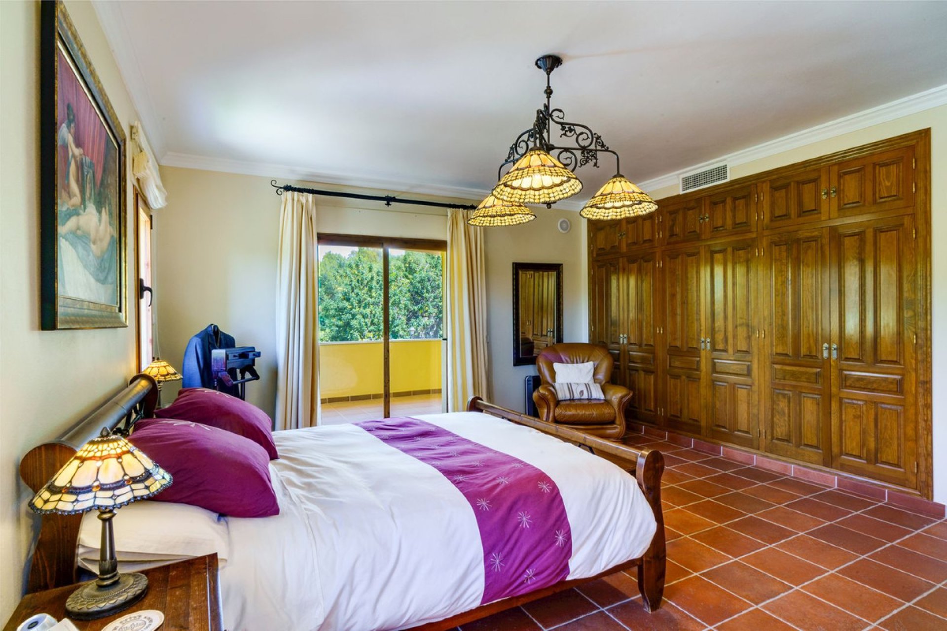 Resale - House - Detached Villa - Marbella - Nueva Andalucia