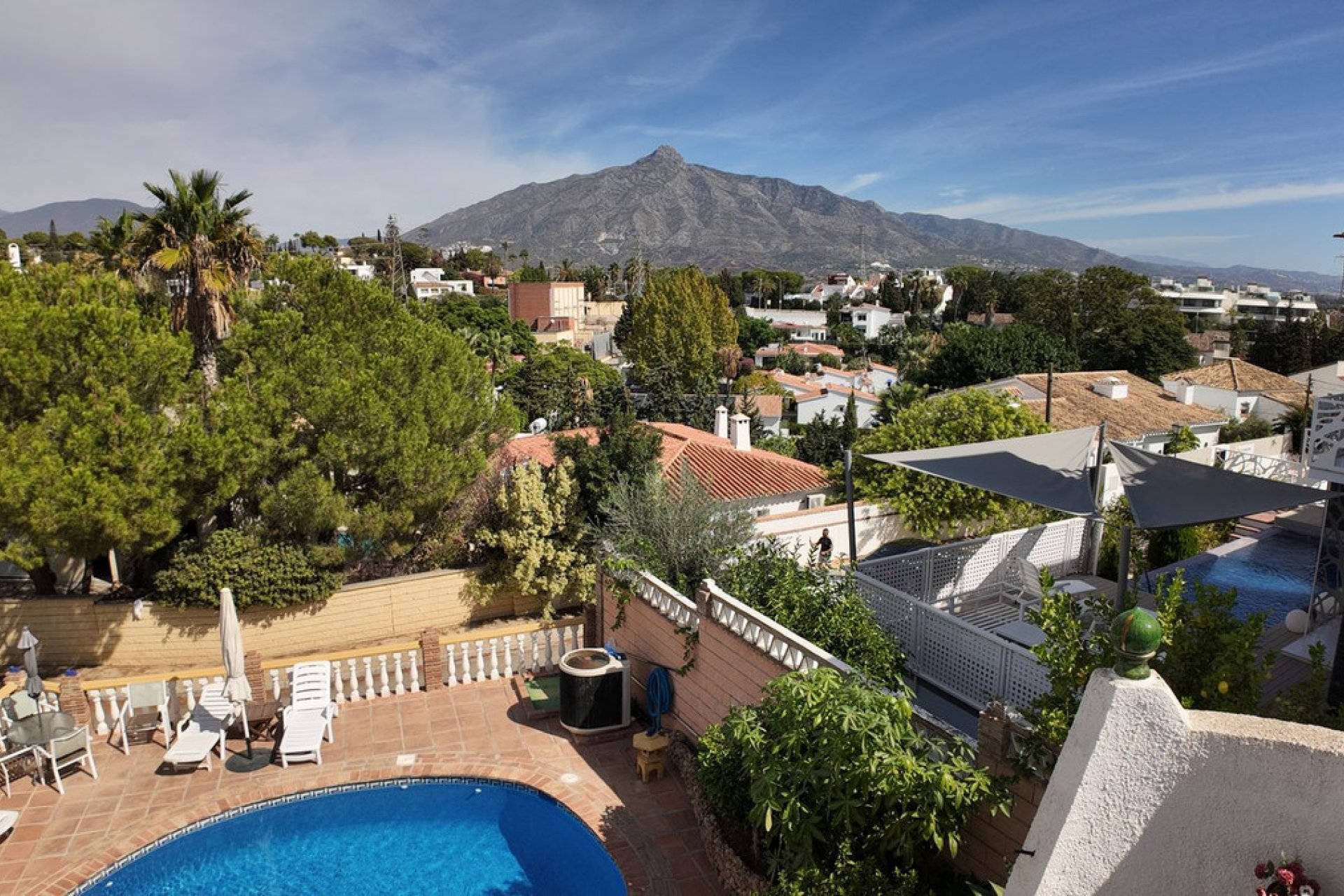 Resale - House - Detached Villa - Marbella - Nueva Andalucia