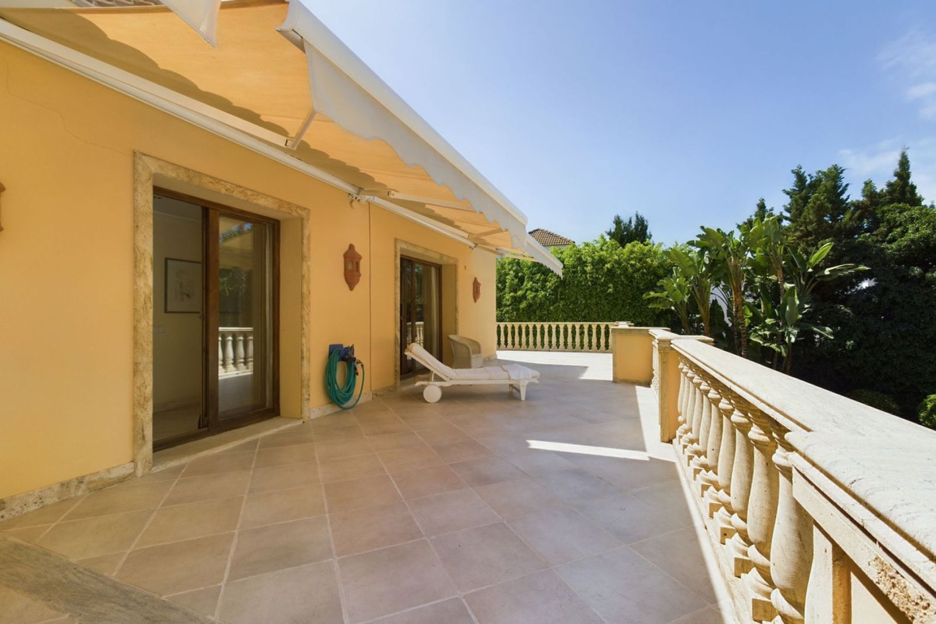 Resale - House - Detached Villa - Marbella - Nueva Andalucia