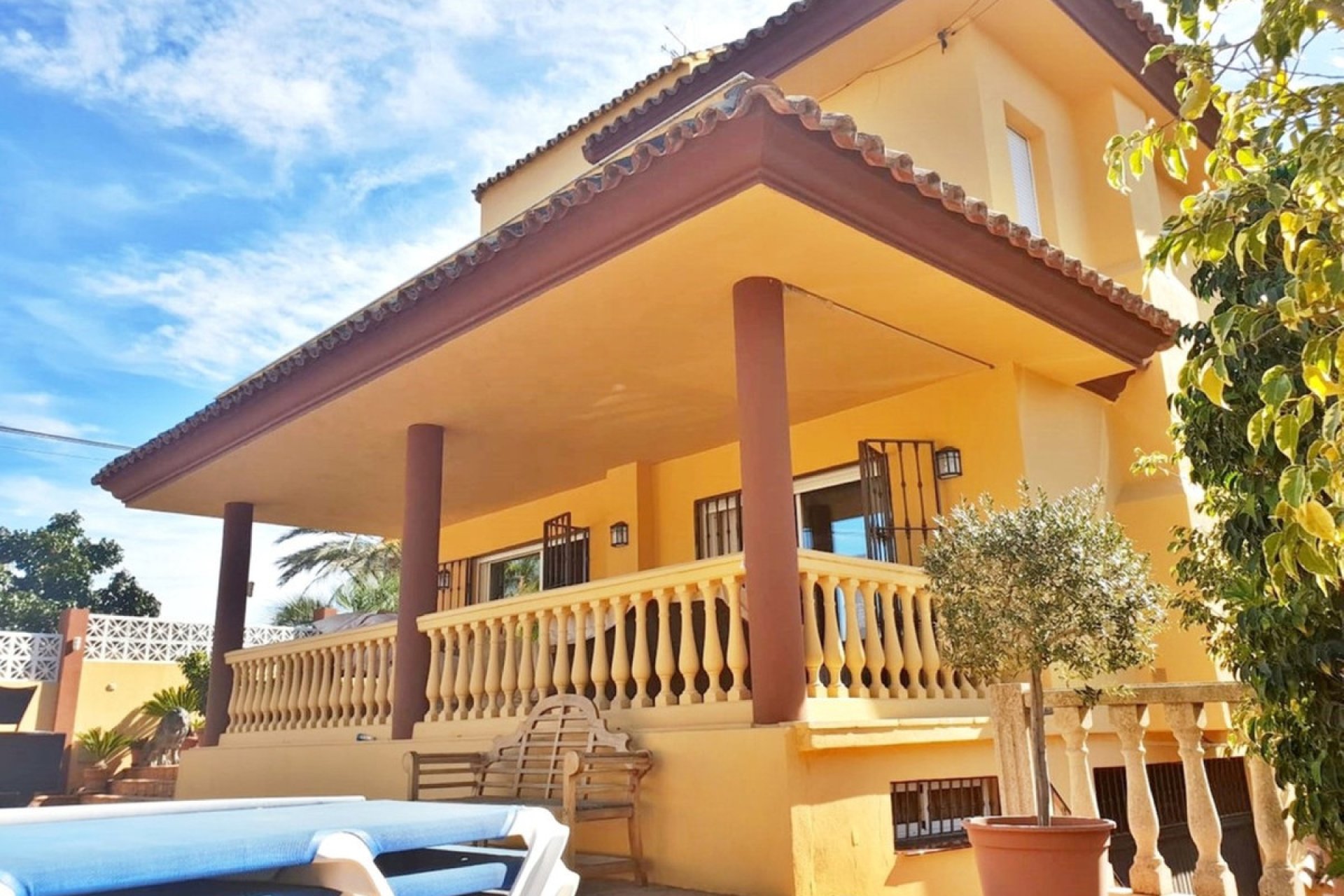 Resale - House - Detached Villa - Marbella - Nueva Andalucia