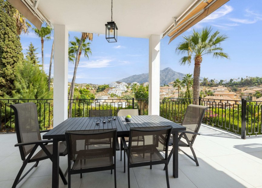 Resale - House - Detached Villa - Marbella - Nueva Andalucia