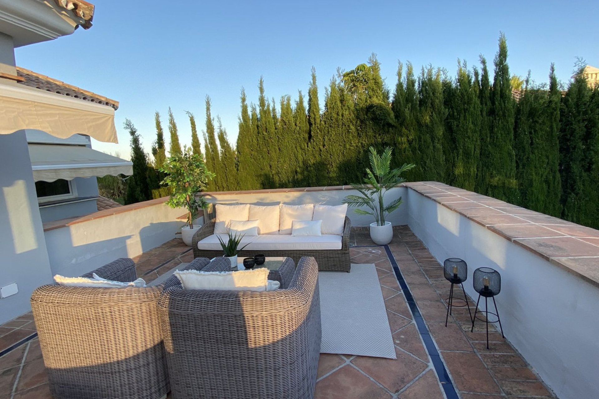 Resale - House - Detached Villa - Marbella - Nueva Andalucia