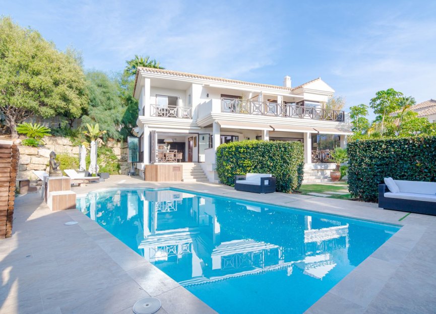 Resale - House - Detached Villa - Marbella - Nueva Andalucia