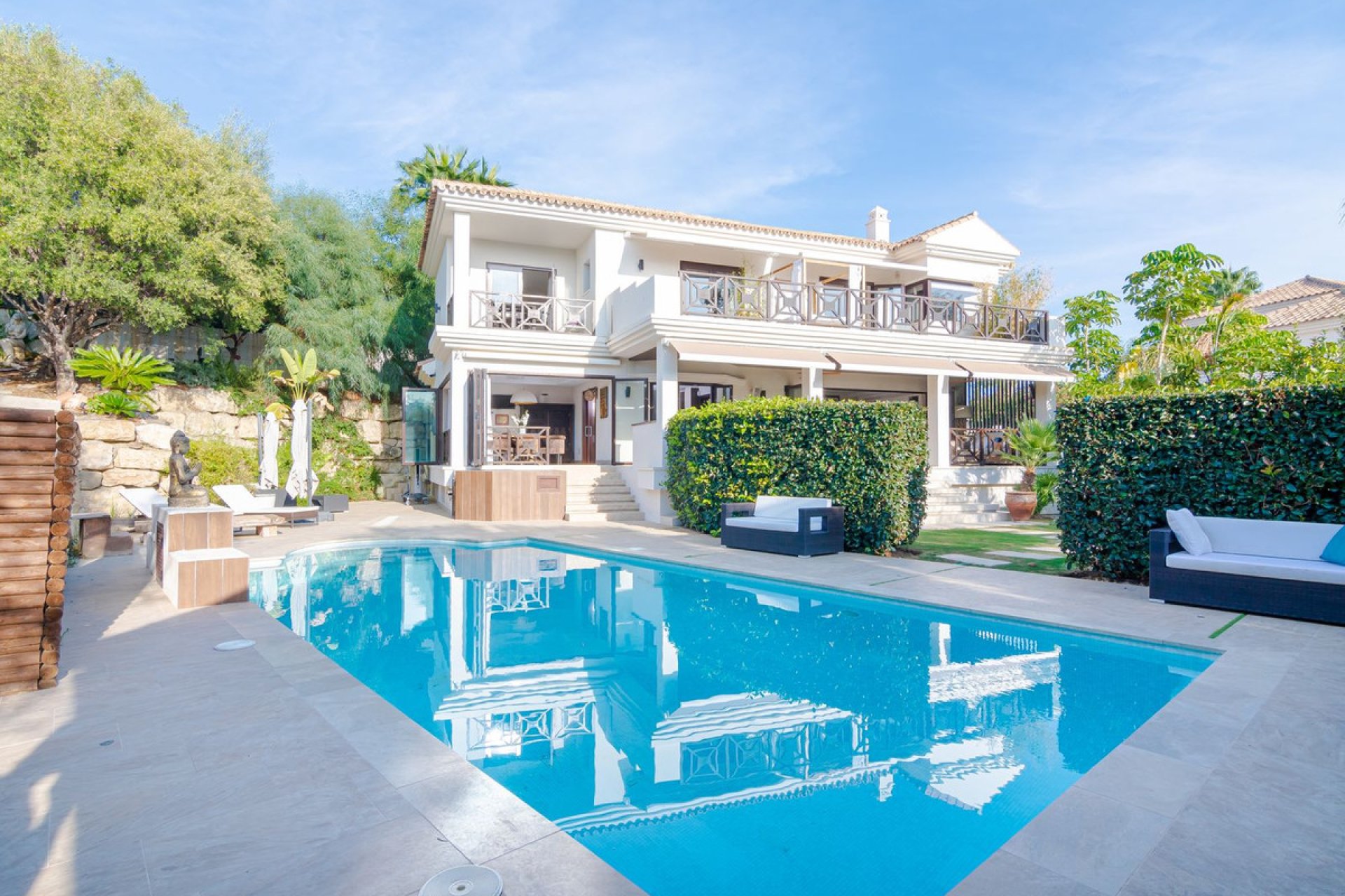 Resale - House - Detached Villa - Marbella - Nueva Andalucia