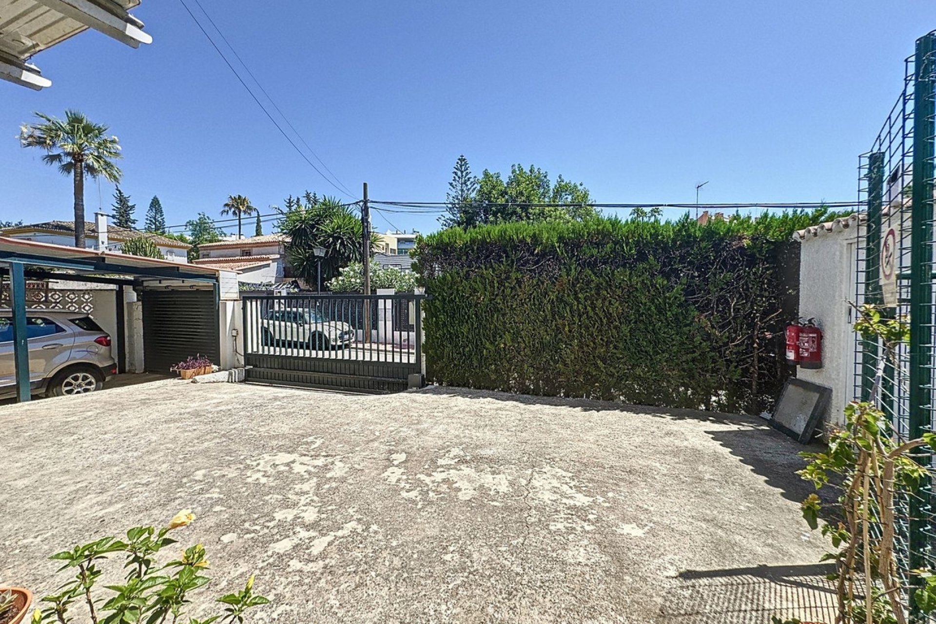 Resale - House - Detached Villa - Marbella - Nueva Andalucia