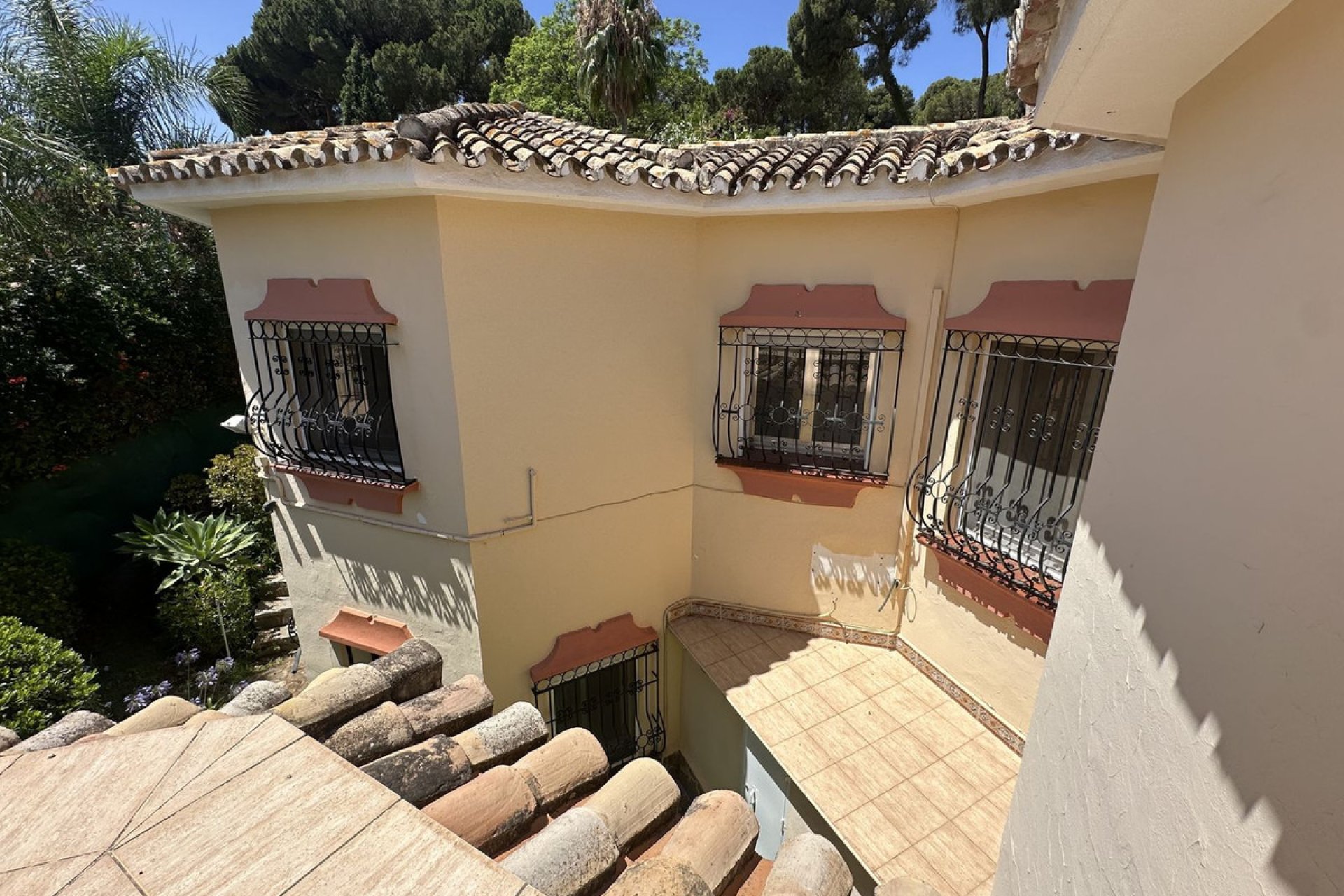 Resale - House - Detached Villa - Marbella - Nueva Andalucia