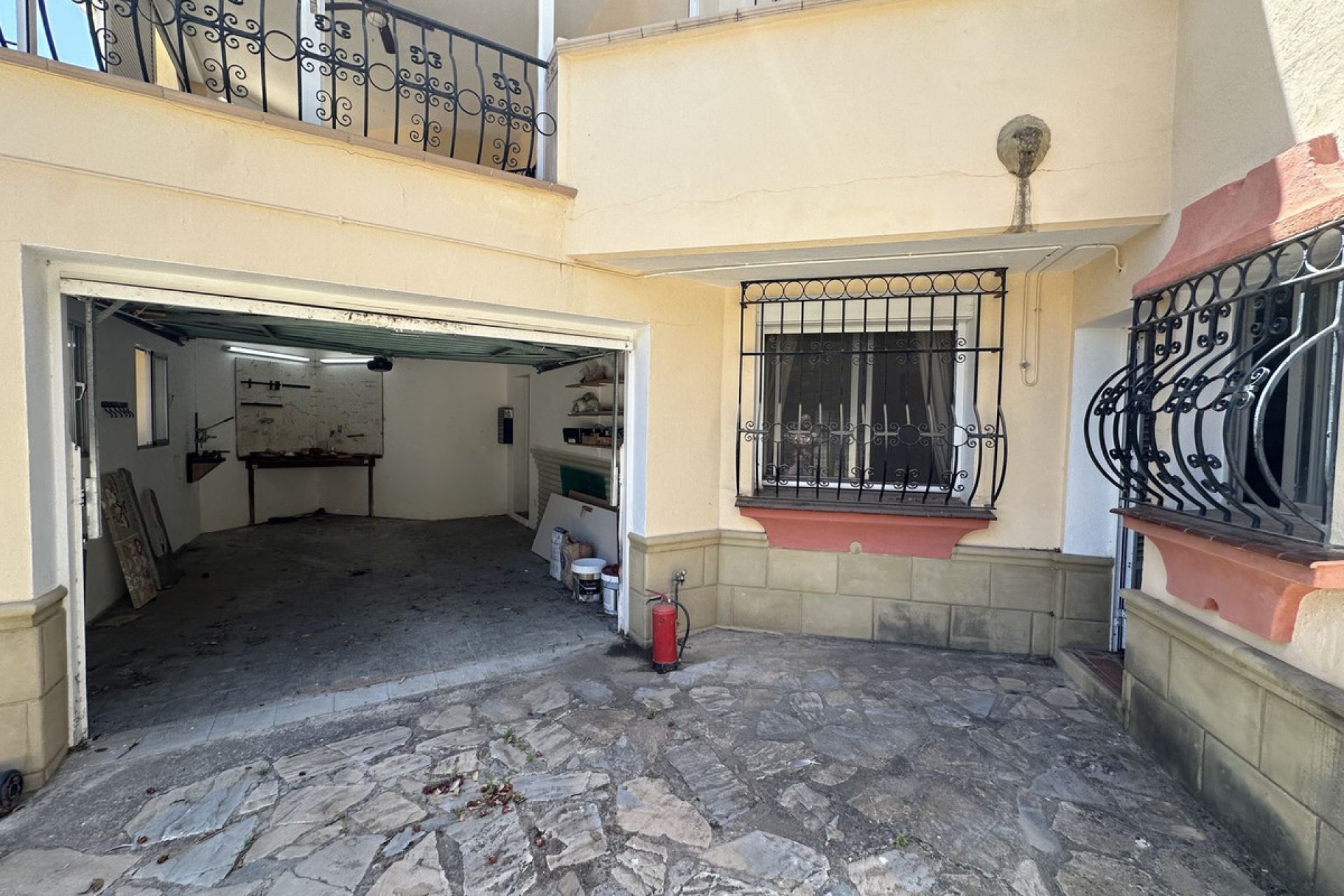 Resale - House - Detached Villa - Marbella - Nueva Andalucia