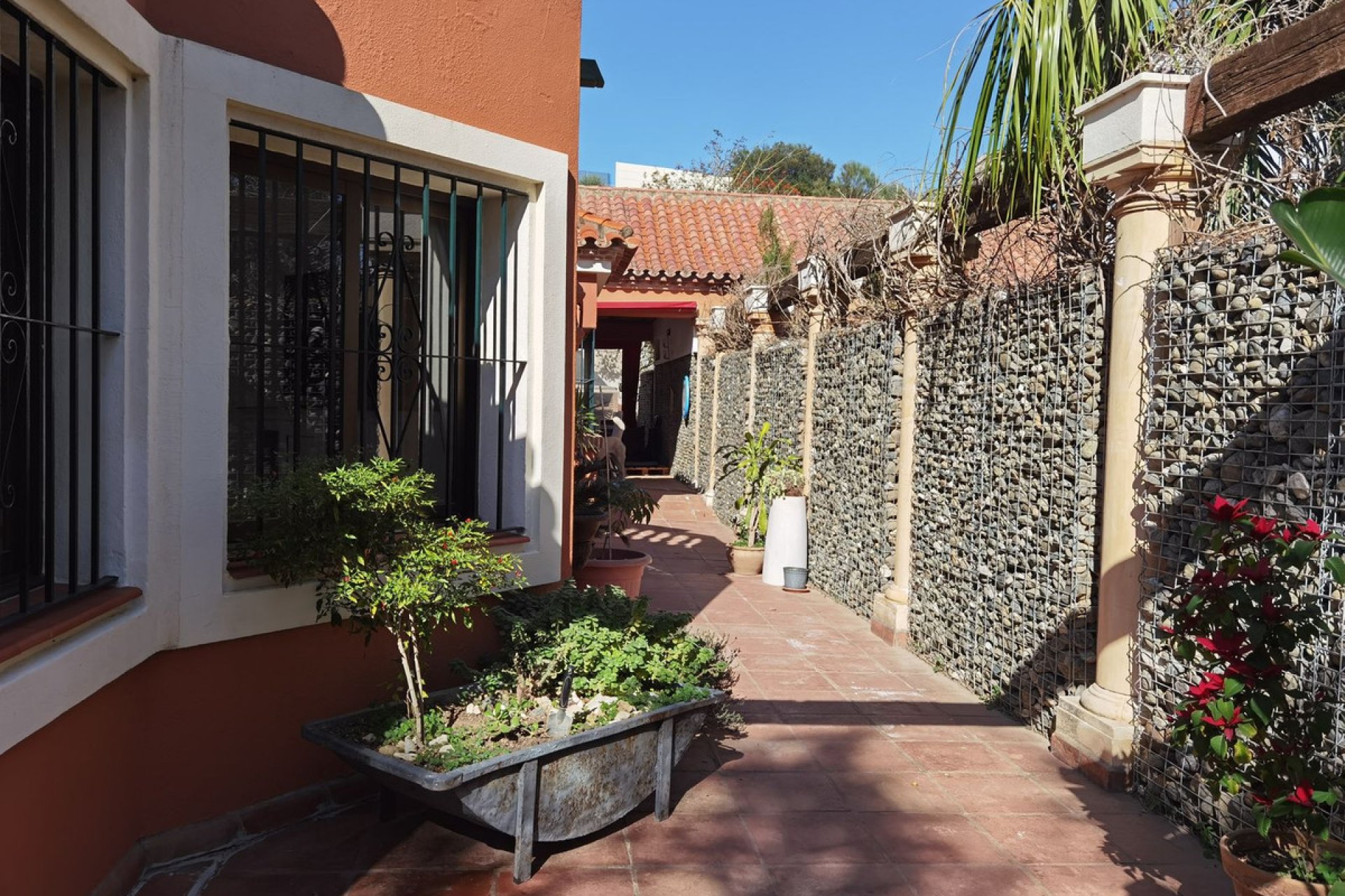 Resale - House - Detached Villa - Marbella - Nueva Andalucia