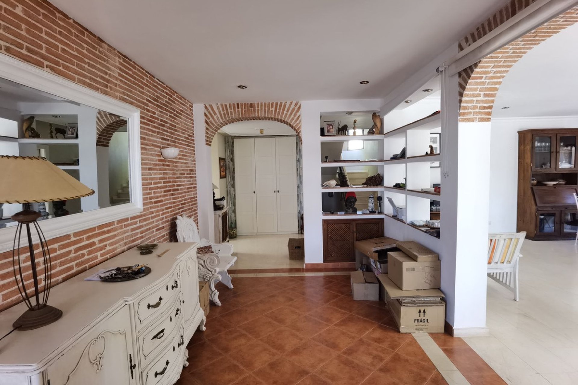 Resale - House - Detached Villa - Marbella - Nueva Andalucia