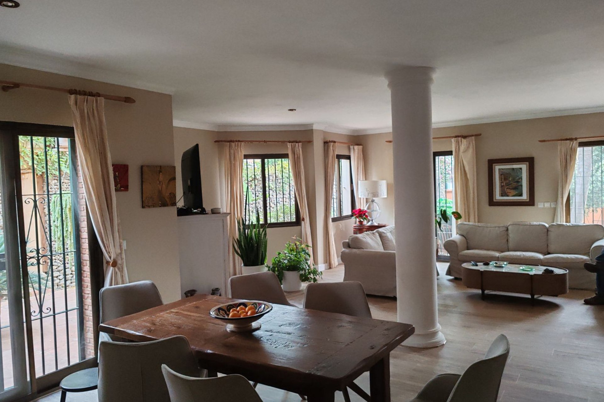 Resale - House - Detached Villa - Marbella - Nueva Andalucia