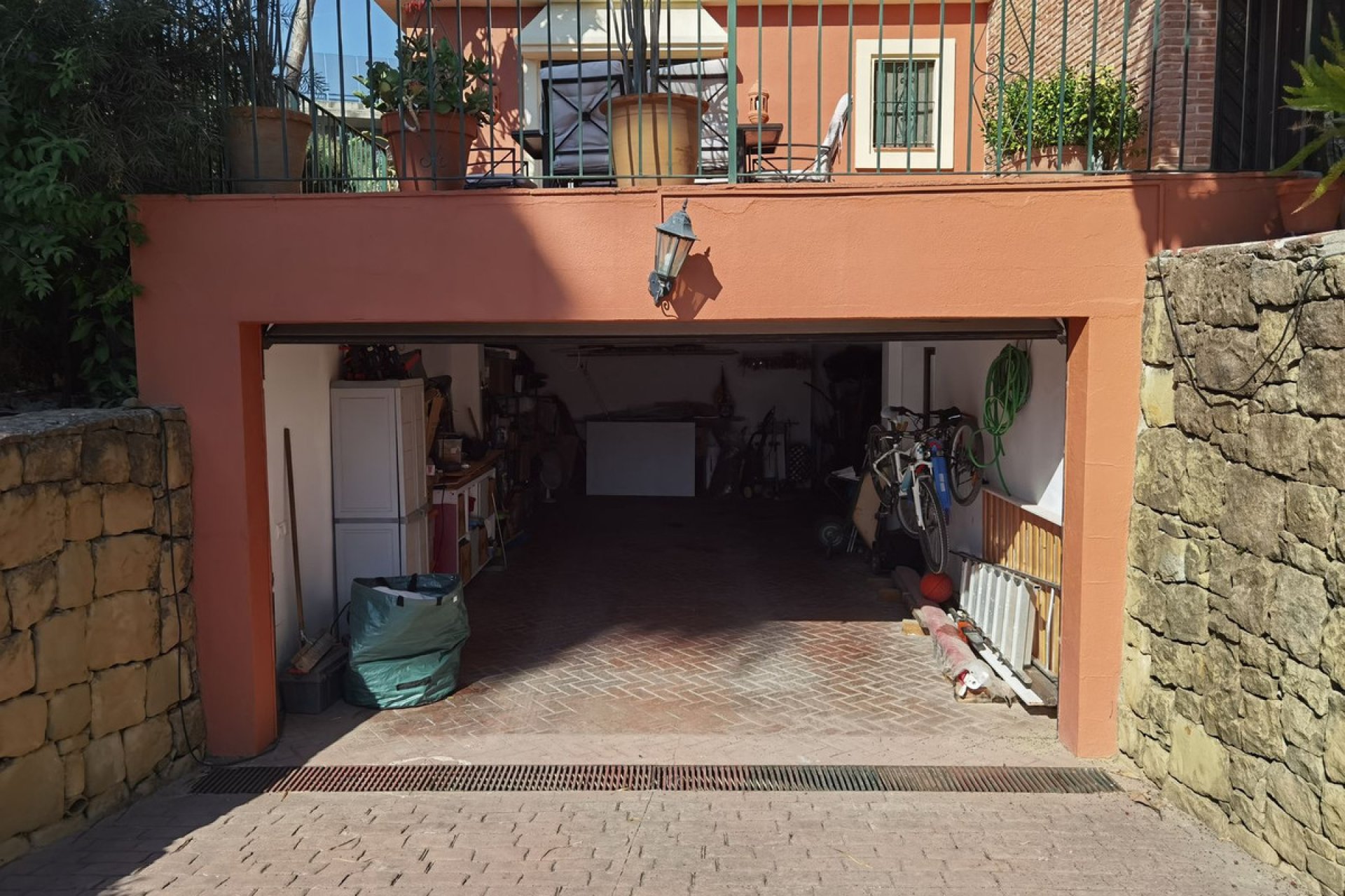 Resale - House - Detached Villa - Marbella - Nueva Andalucia