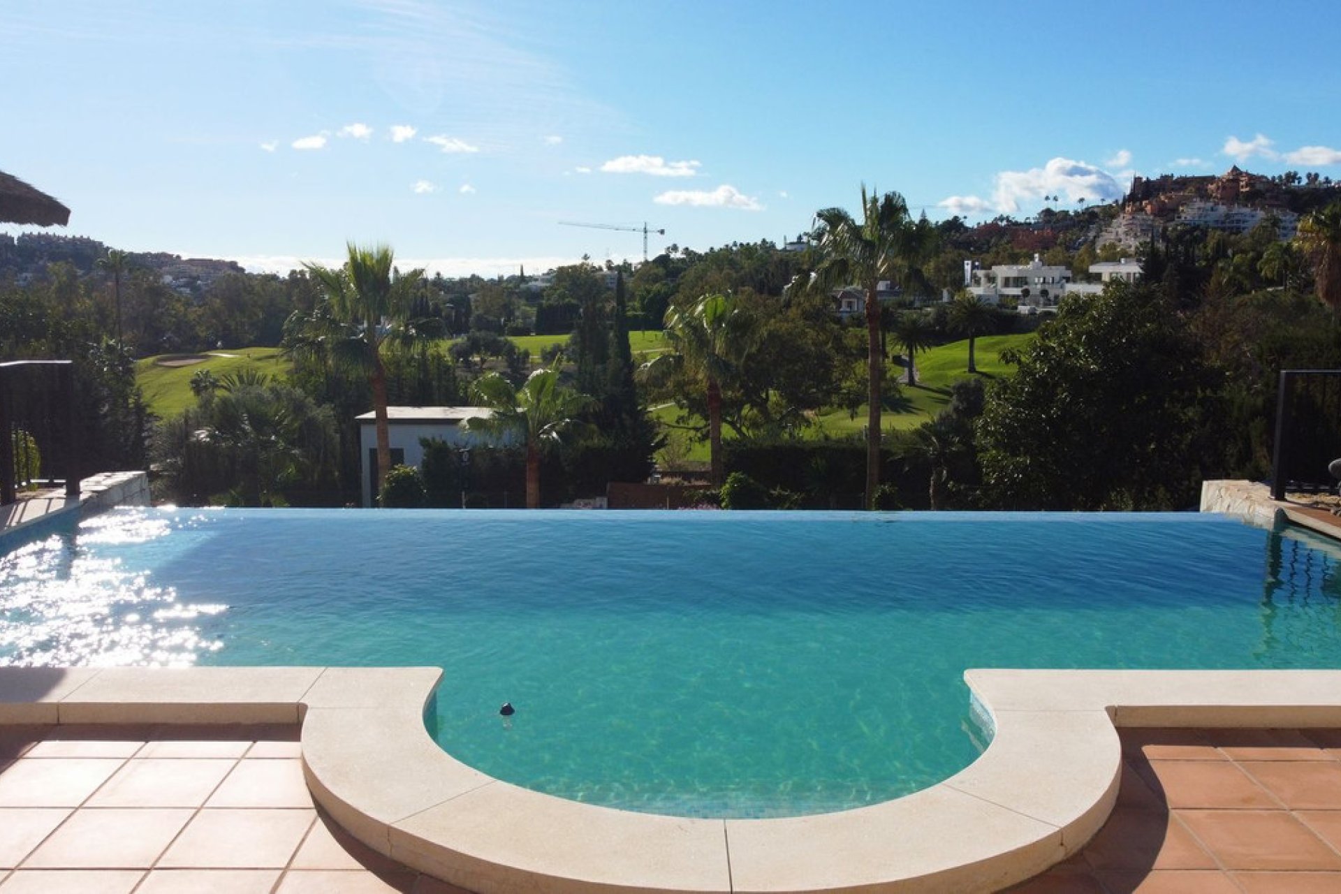 Resale - House - Detached Villa - Marbella - Nueva Andalucia