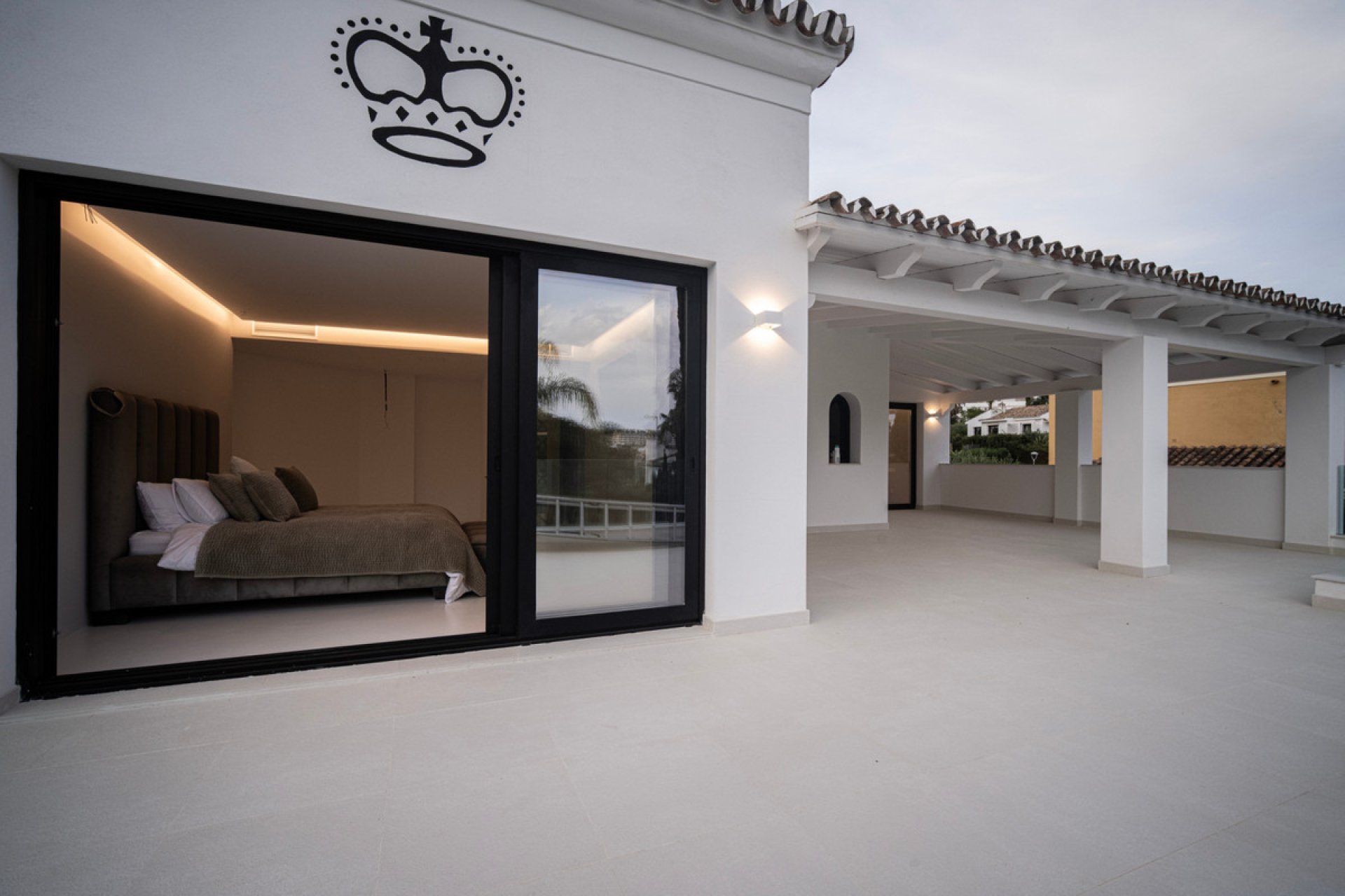 Resale - House - Detached Villa - Marbella - Nueva Andalucia