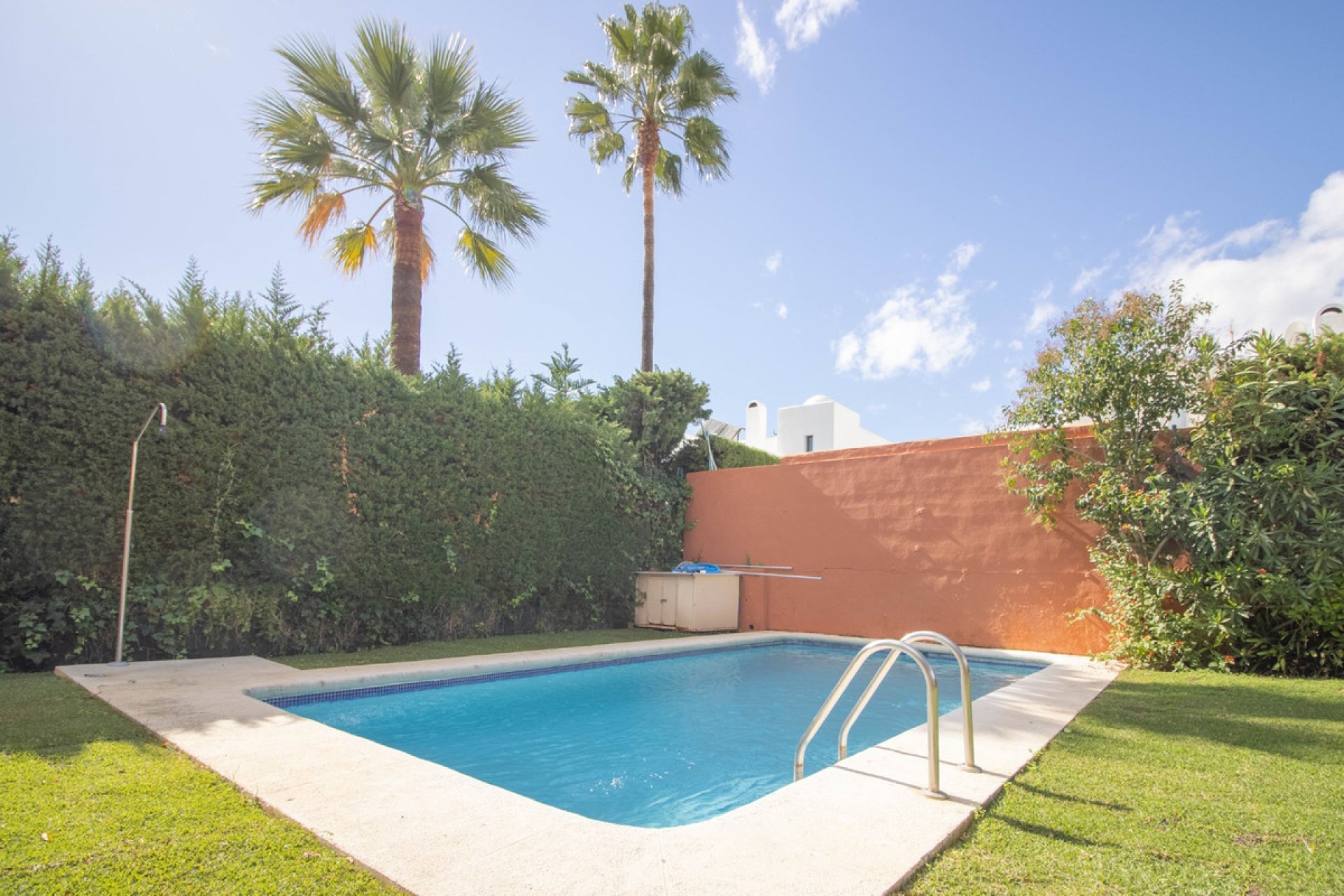 Resale - House - Detached Villa - Marbella - Nueva Andalucia