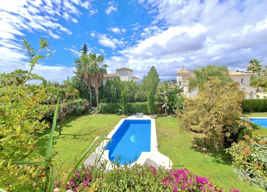 Resale - House - Detached Villa - Marbella - Nueva Andalucia