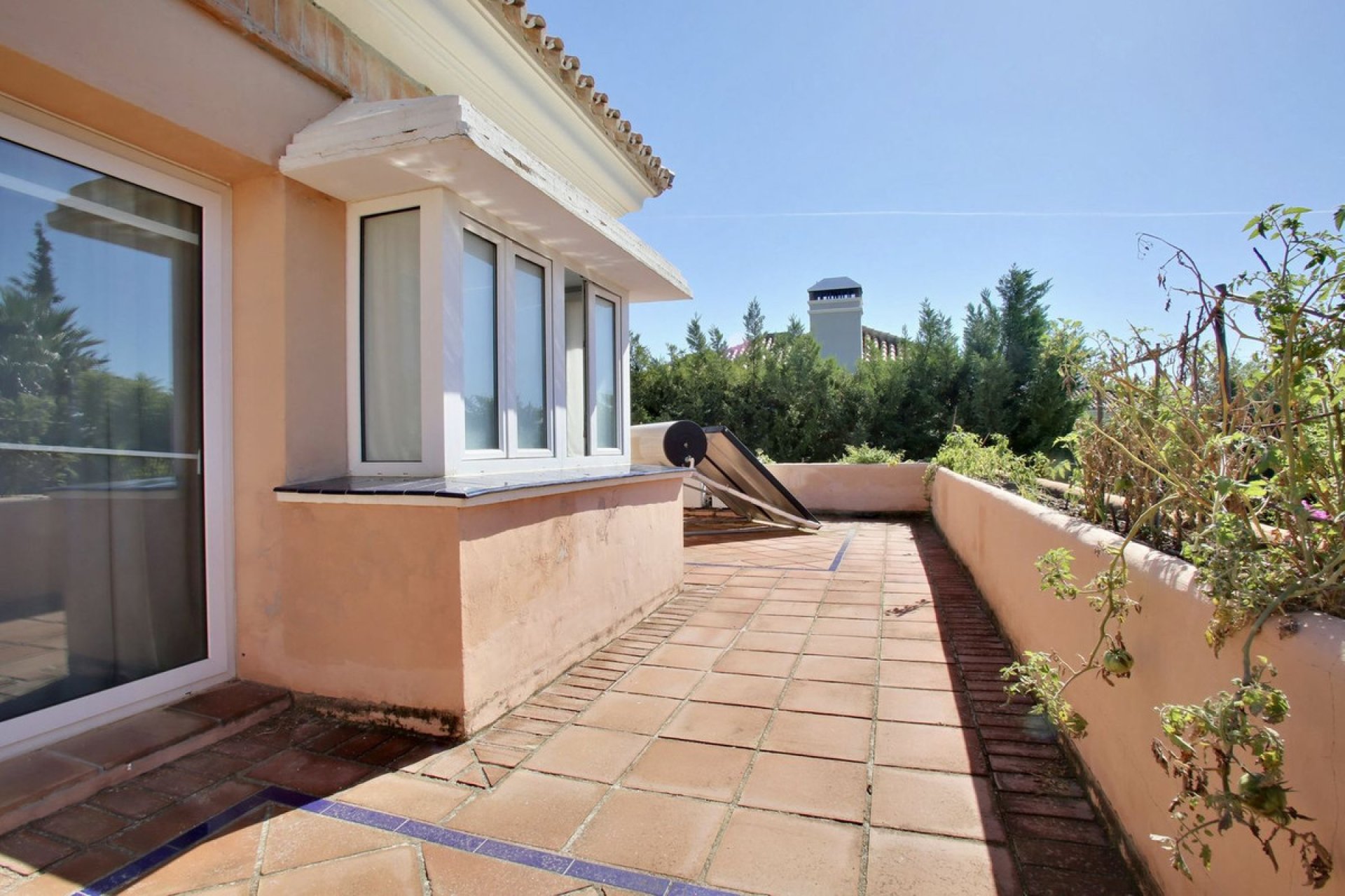 Resale - House - Detached Villa - Marbella - Nueva Andalucia