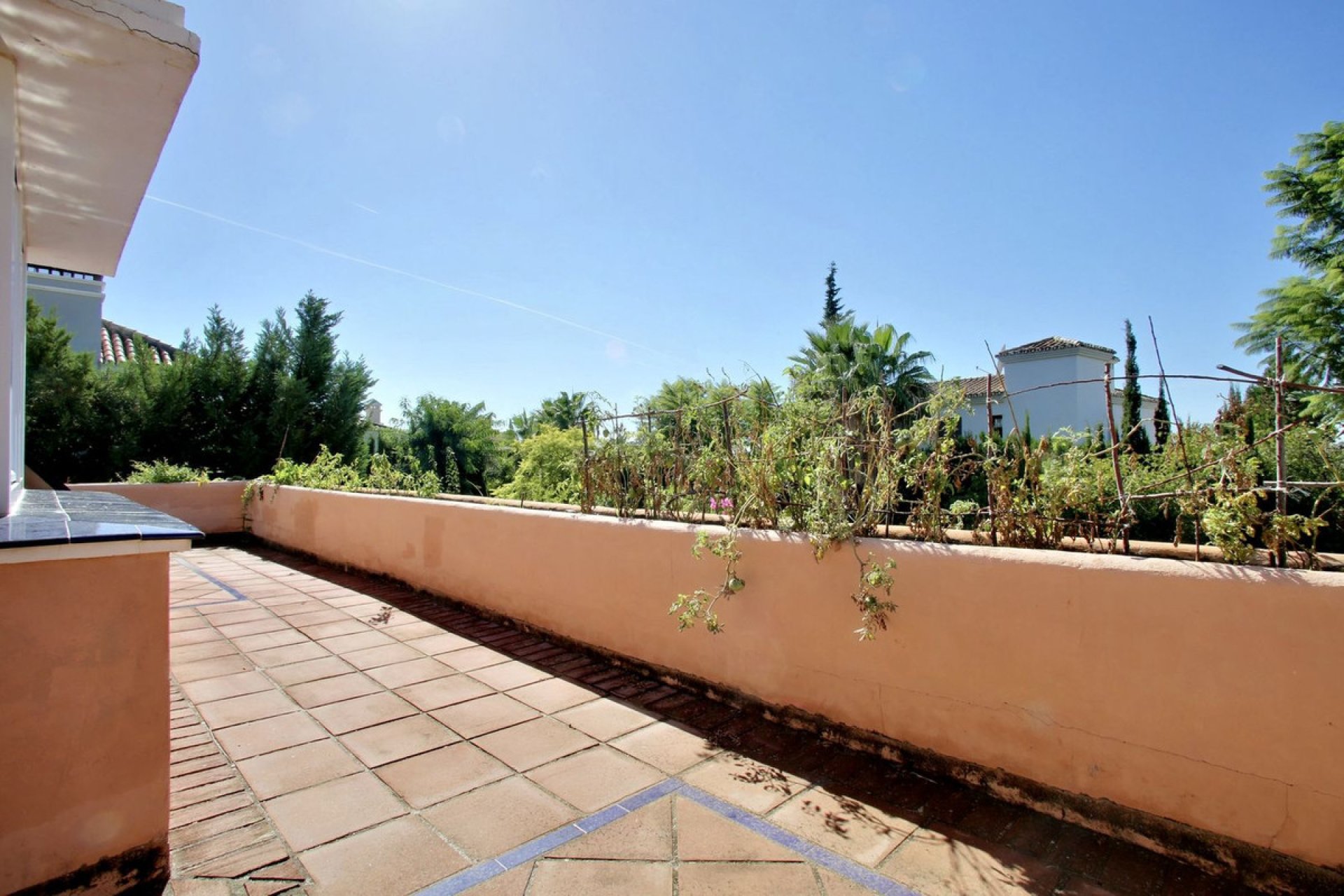 Resale - House - Detached Villa - Marbella - Nueva Andalucia