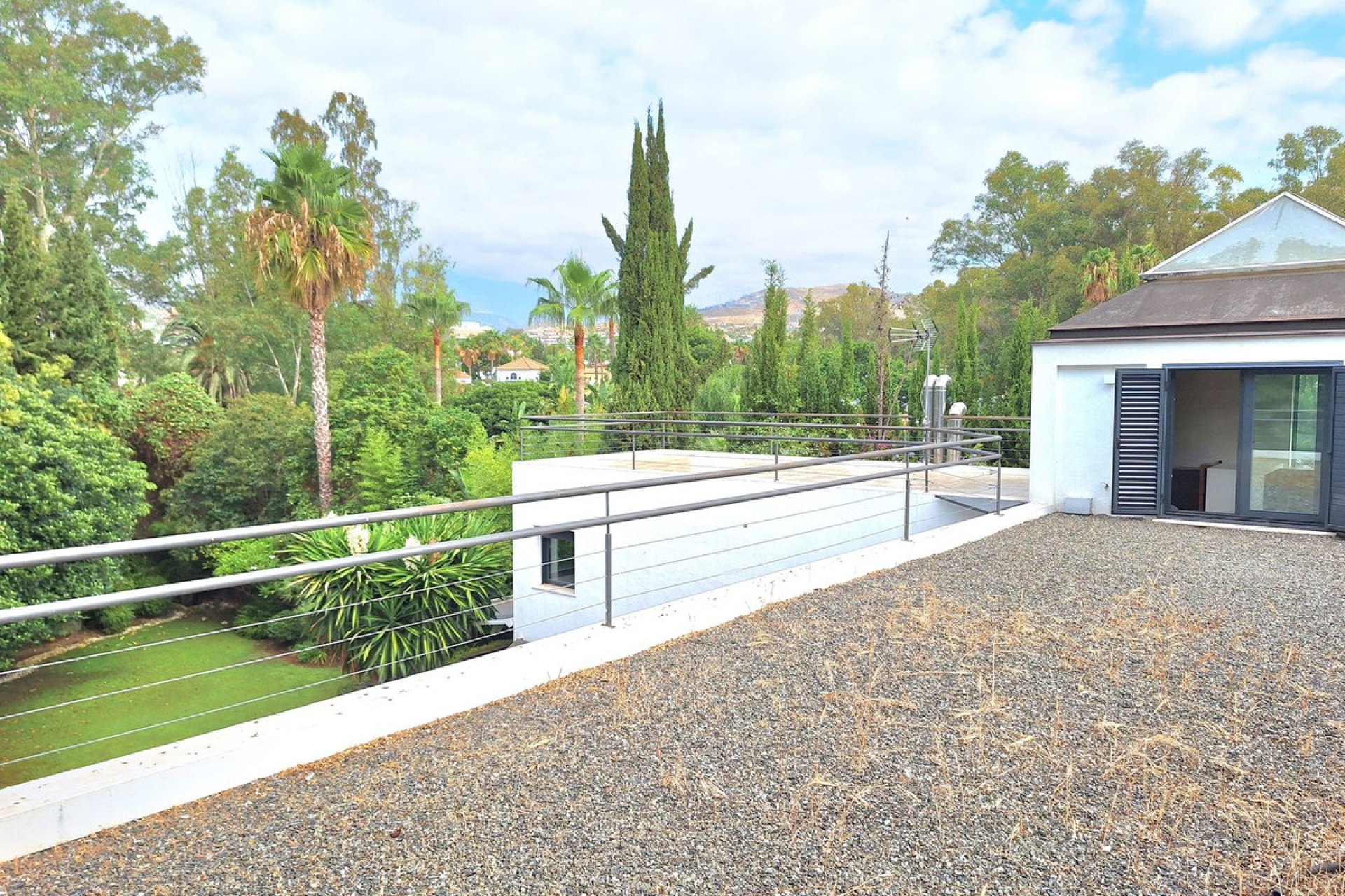 Resale - House - Detached Villa - Marbella - Nueva Andalucia