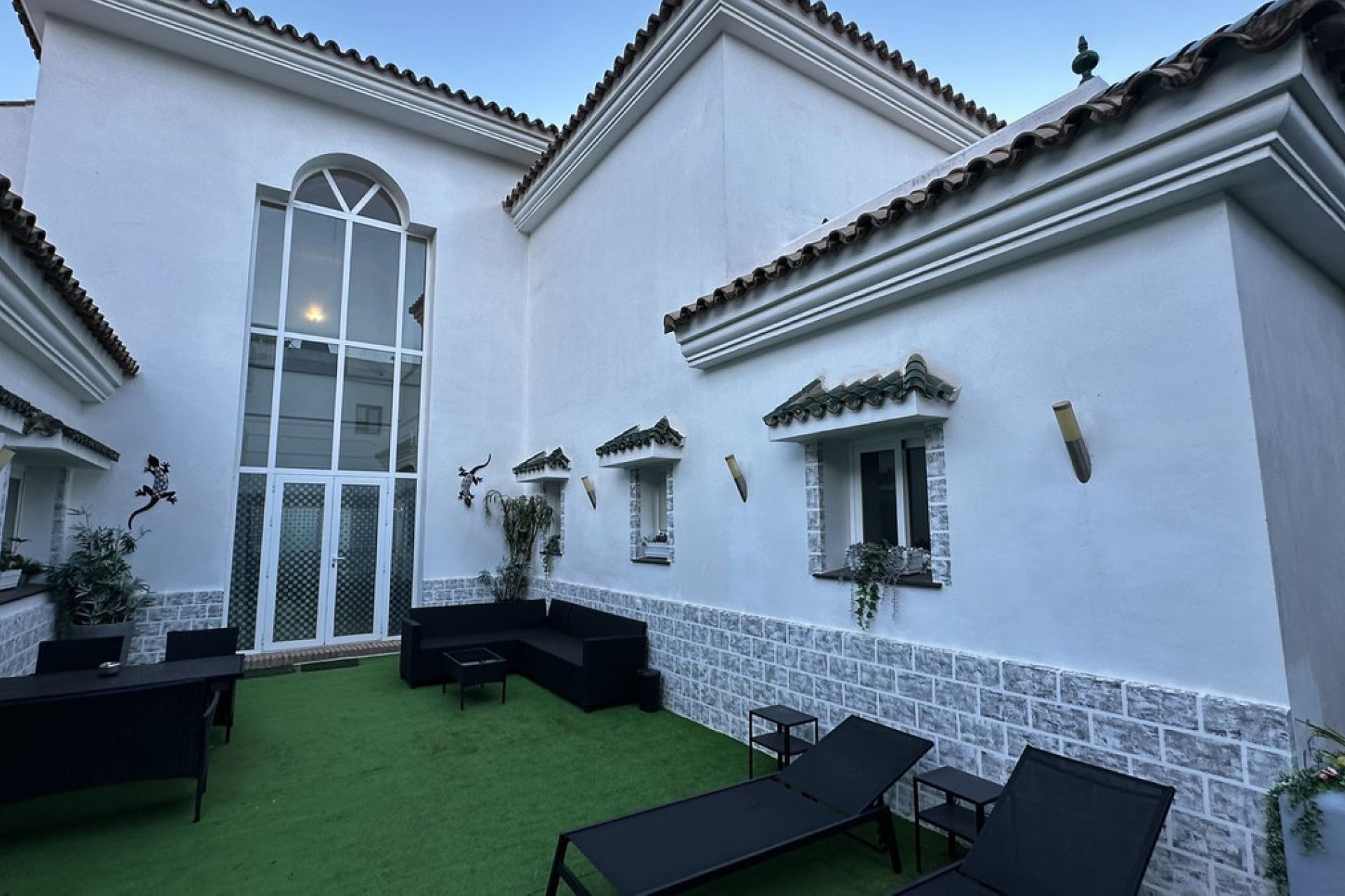 Resale - House - Detached Villa - Marbella - Nueva Andalucia