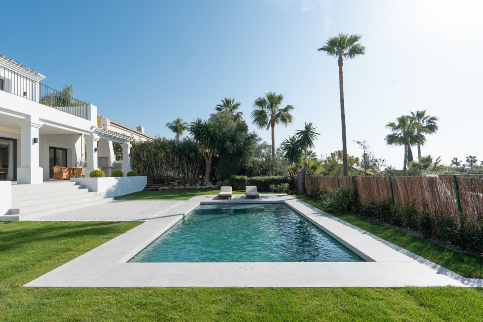 Resale - House - Detached Villa - Marbella - Nueva Andalucia