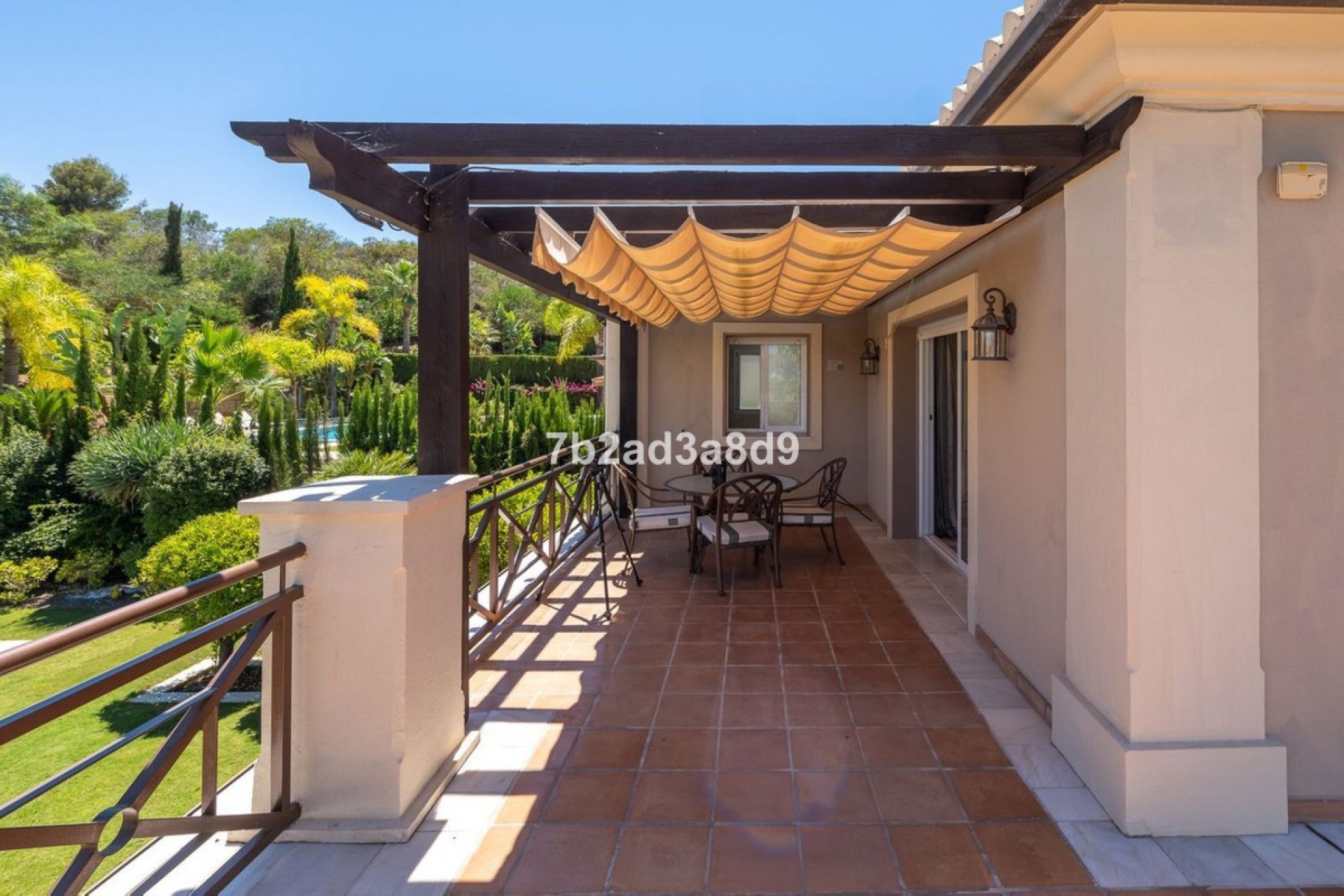 Resale - House - Detached Villa - Marbella - Nueva Andalucia