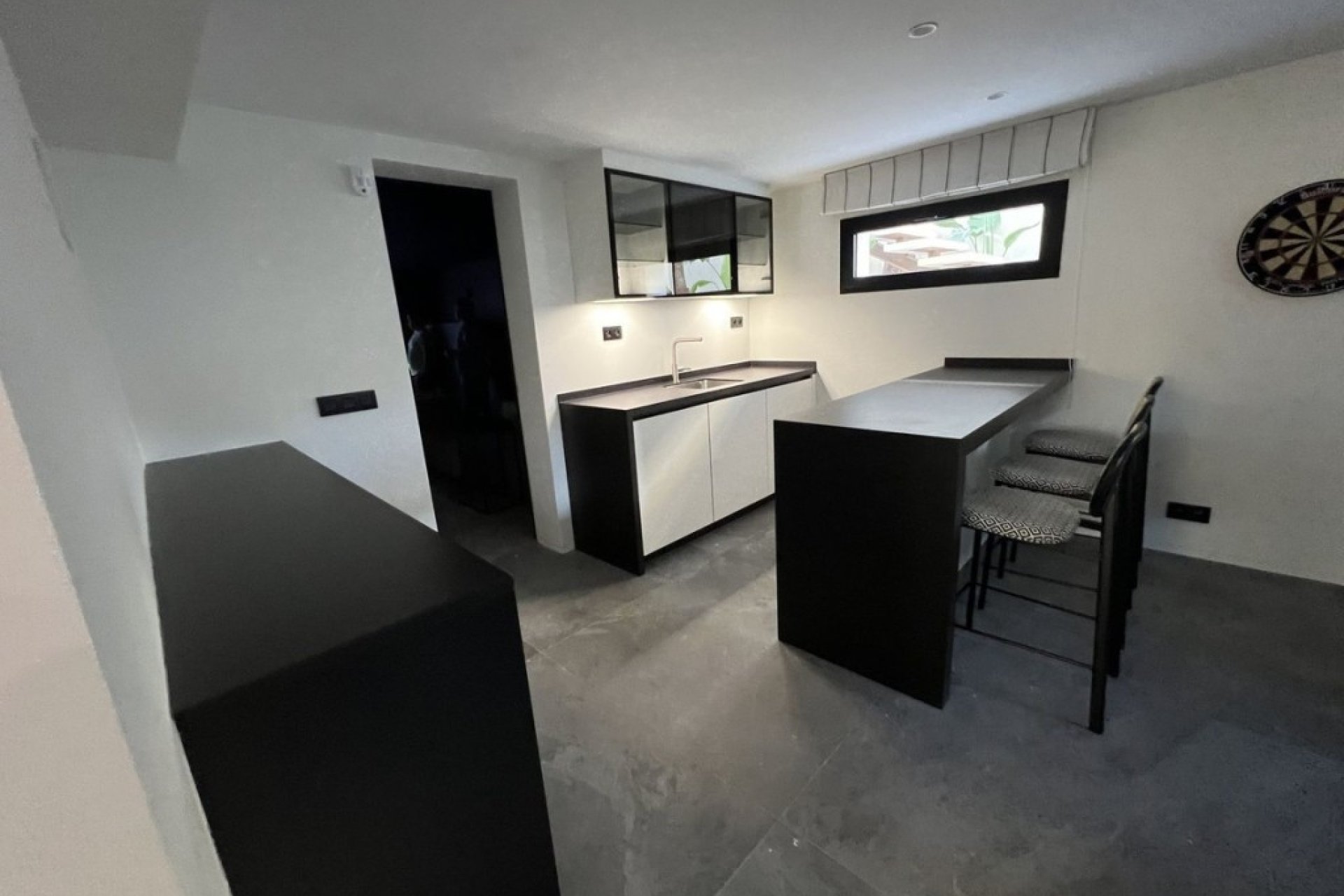 Resale - House - Detached Villa - Marbella - Nueva Andalucia