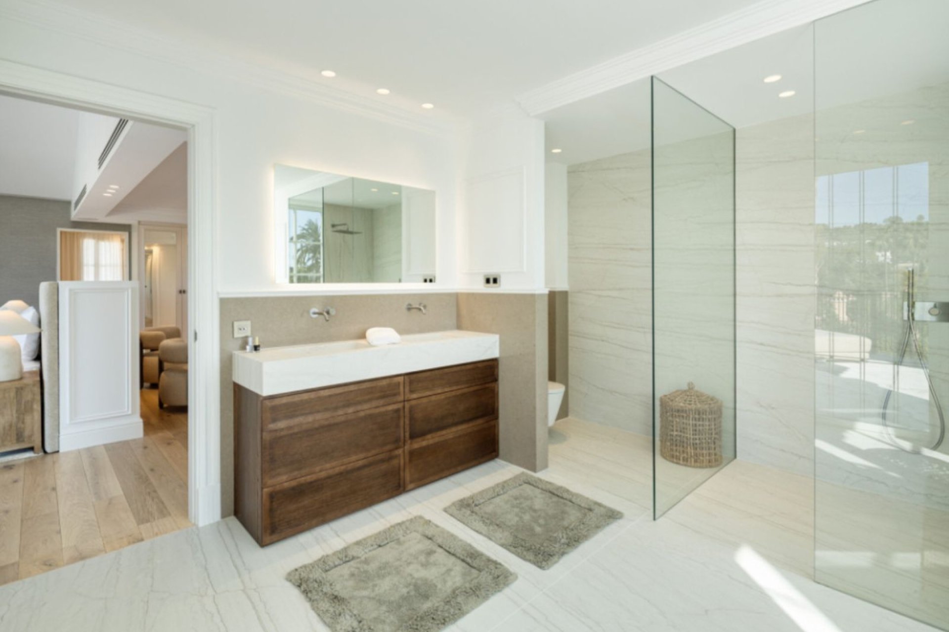 Resale - House - Detached Villa - Marbella - Nueva Andalucia