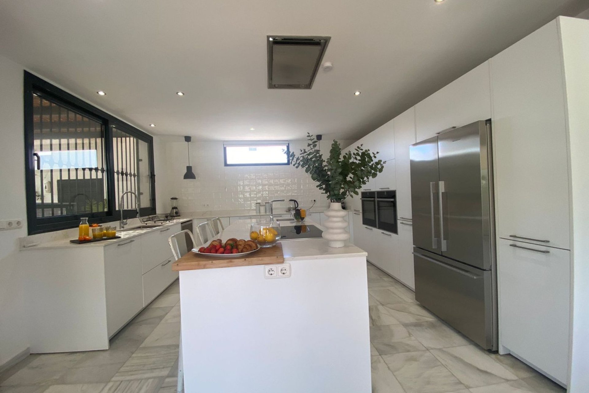 Resale - House - Detached Villa - Marbella - Nueva Andalucia