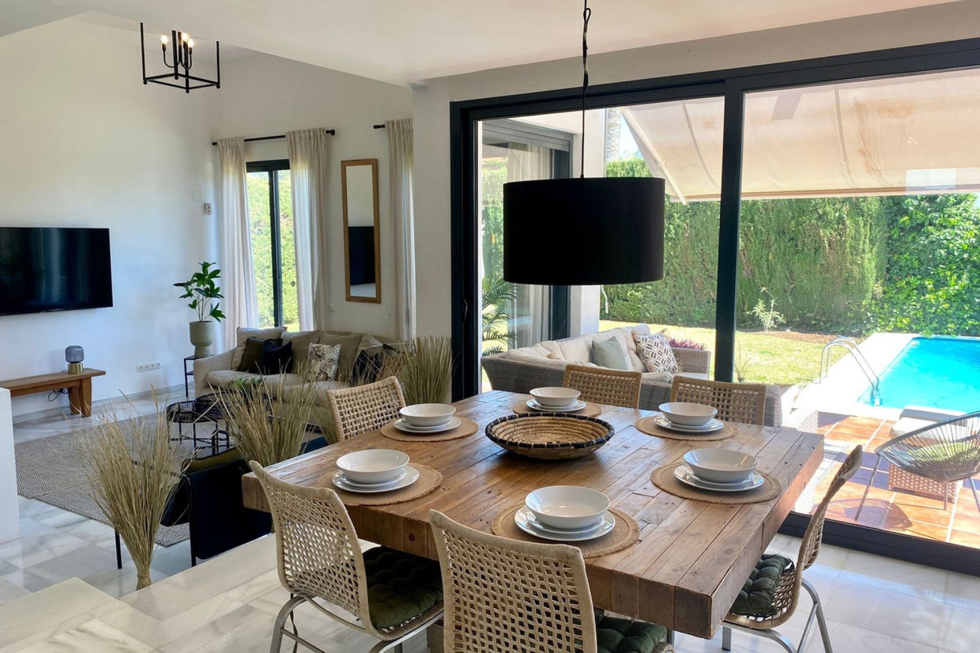 Resale - House - Detached Villa - Marbella - Nueva Andalucia