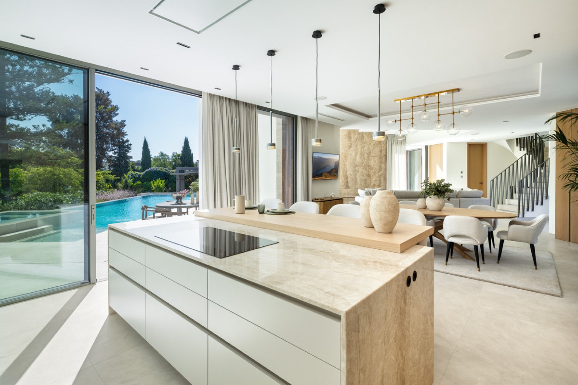 Resale - House - Detached Villa - Marbella - Nueva Andalucia