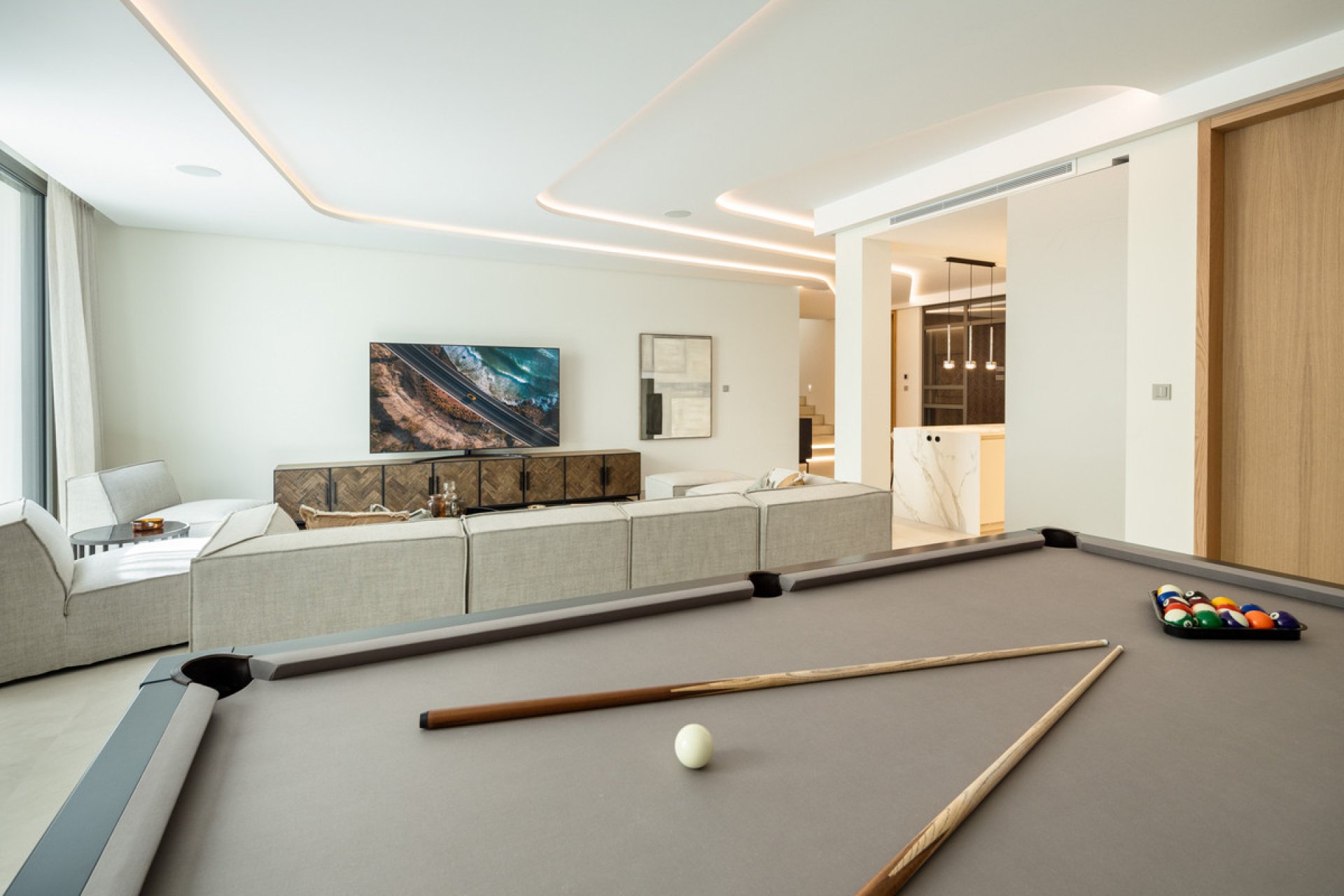 Resale - House - Detached Villa - Marbella - Nueva Andalucia