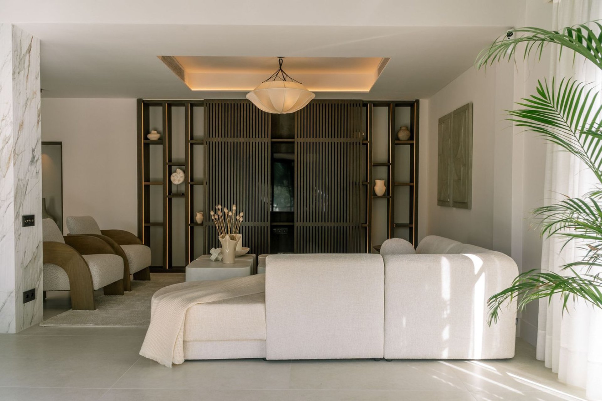 Resale - House - Detached Villa - Marbella - Nueva Andalucia