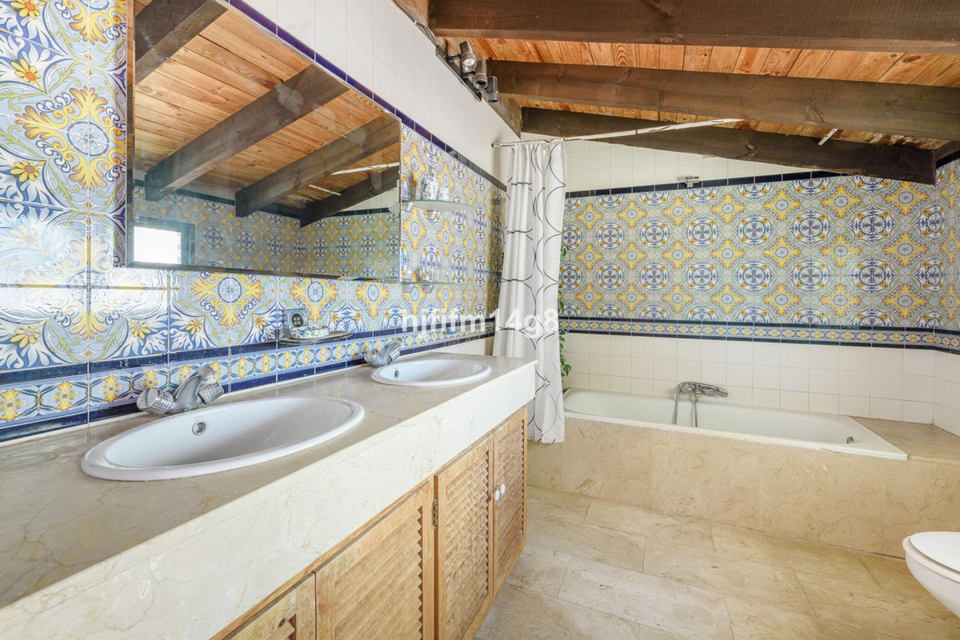 Resale - House - Detached Villa - Marbella - Nueva Andalucia