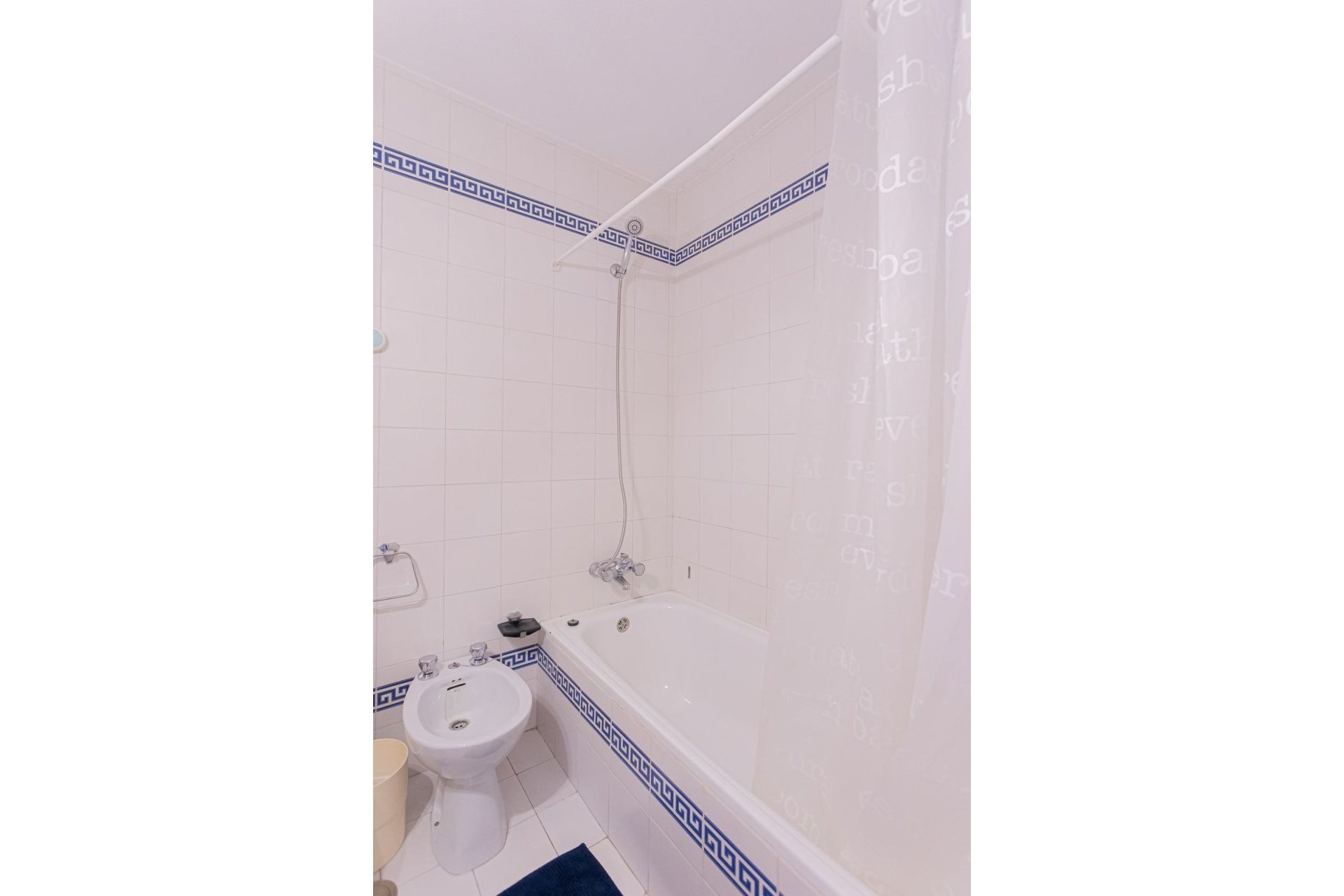 Resale - House - Detached Villa - Marbella - Nueva Andalucia