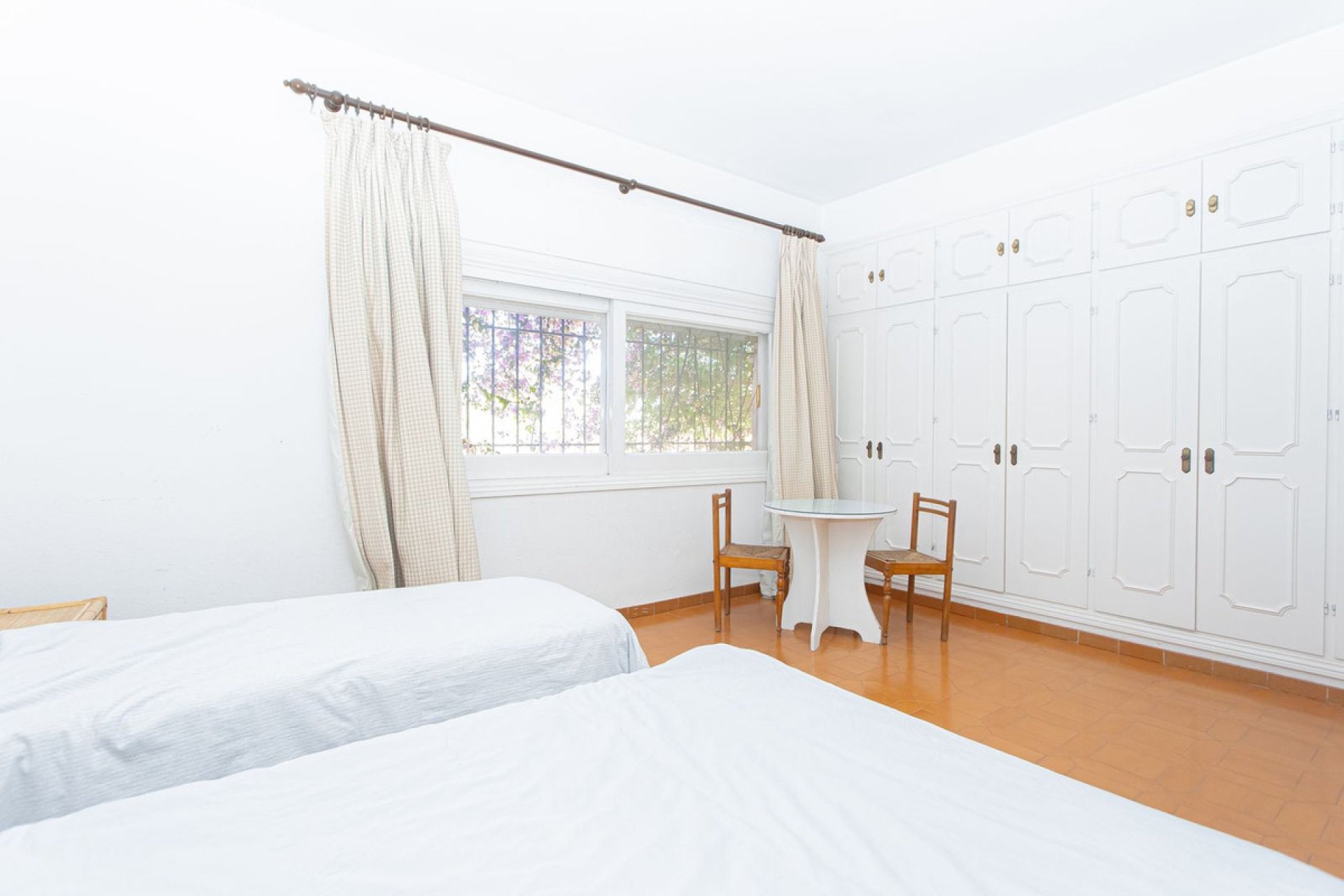 Resale - House - Detached Villa - Marbella - Nueva Andalucia