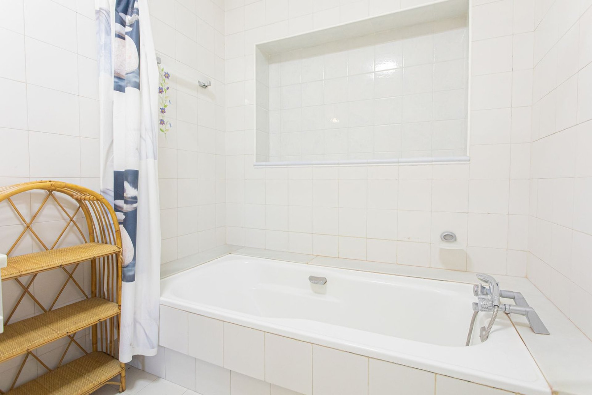 Resale - House - Detached Villa - Marbella - Nueva Andalucia