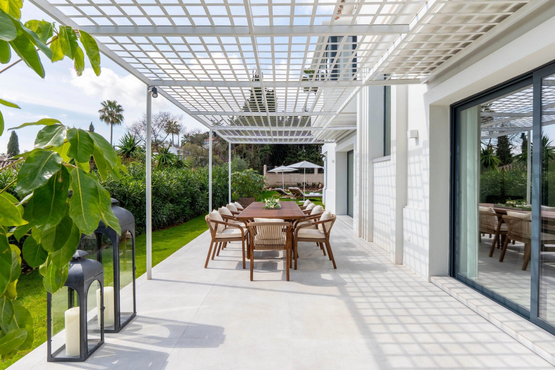 Resale - House - Detached Villa - Marbella - Nueva Andalucia